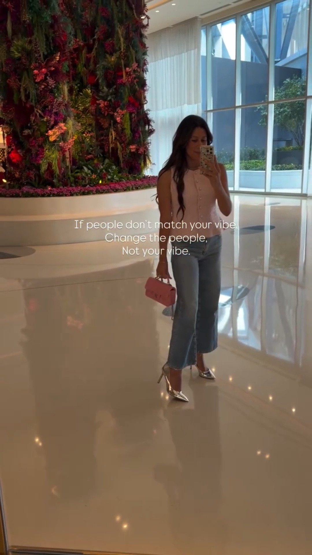 Only took me 40 years to figure that one out 😆💜

I’m not shinning less because I’m too bright for you ✨✨✨✨✨✨ 

In fact, I’m trying to figure out how to maximize my sparkle 💜✨ 

#SparkleAlways 
#ShineOn 
#LiveYourBestLife 
#AllTheVibes