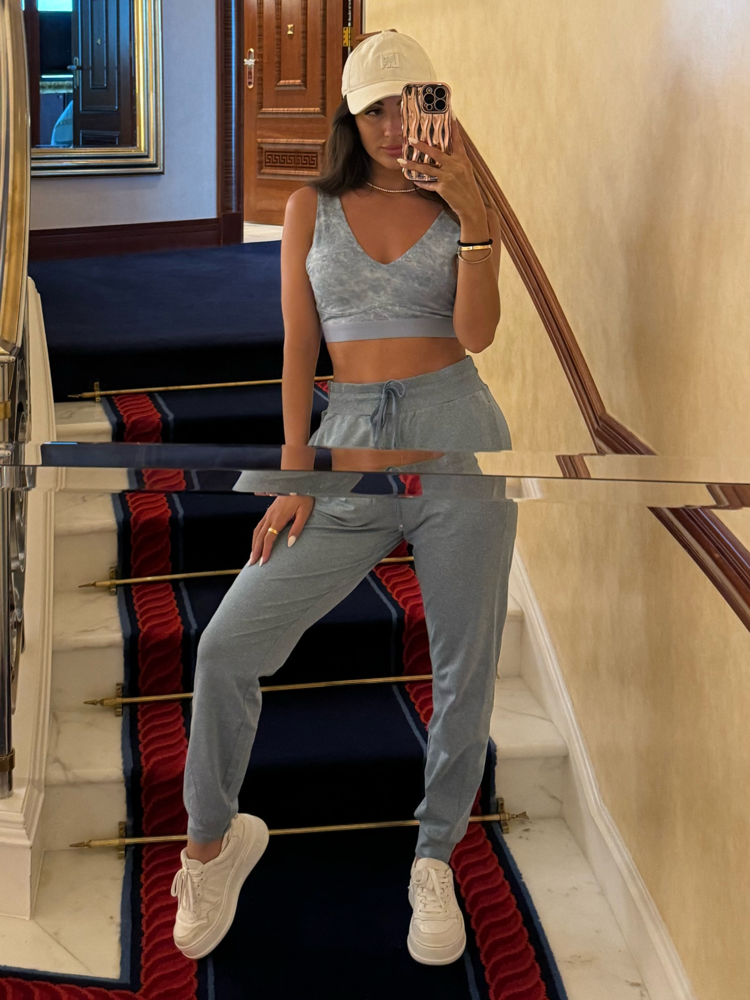 New Fabletics Fit 💙

#LTKFitness #LTKxelfCosmetics #LTKHome