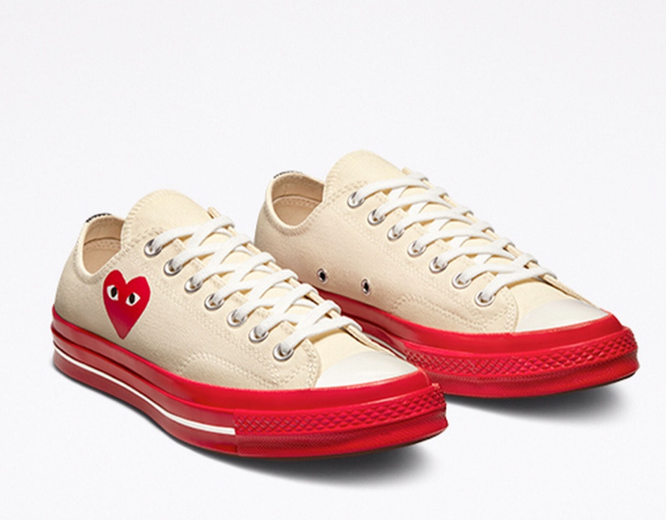 #converse #conversexcomme #redconverse #redsolecomverse #chucks #allstars #commedegarcons #conversexcommedegarcons #redheart #eyes #redhearteyeconverse #sneakers #commedegarconssneakers 

#LTKGiftGuide #LTKFind #LTKshoecrush