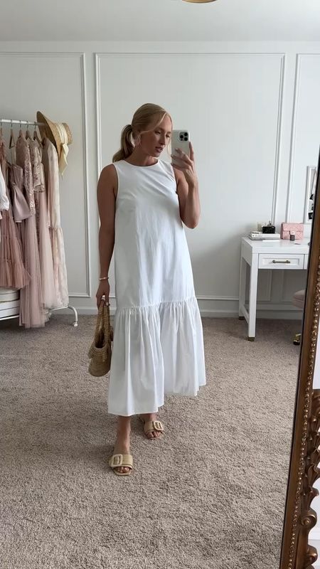 The prettiest white maxi dress! Perfect resortwear option! I have it paired with my Tory Burch sandals and J.Crew straw bag! Wearing size small. Summer dresses // vacation dresses // resortwear // beachwear // daytime dresses // white dresses // brunch dresses 



#LTKSeasonal #LTKTravel #LTKStyleTip