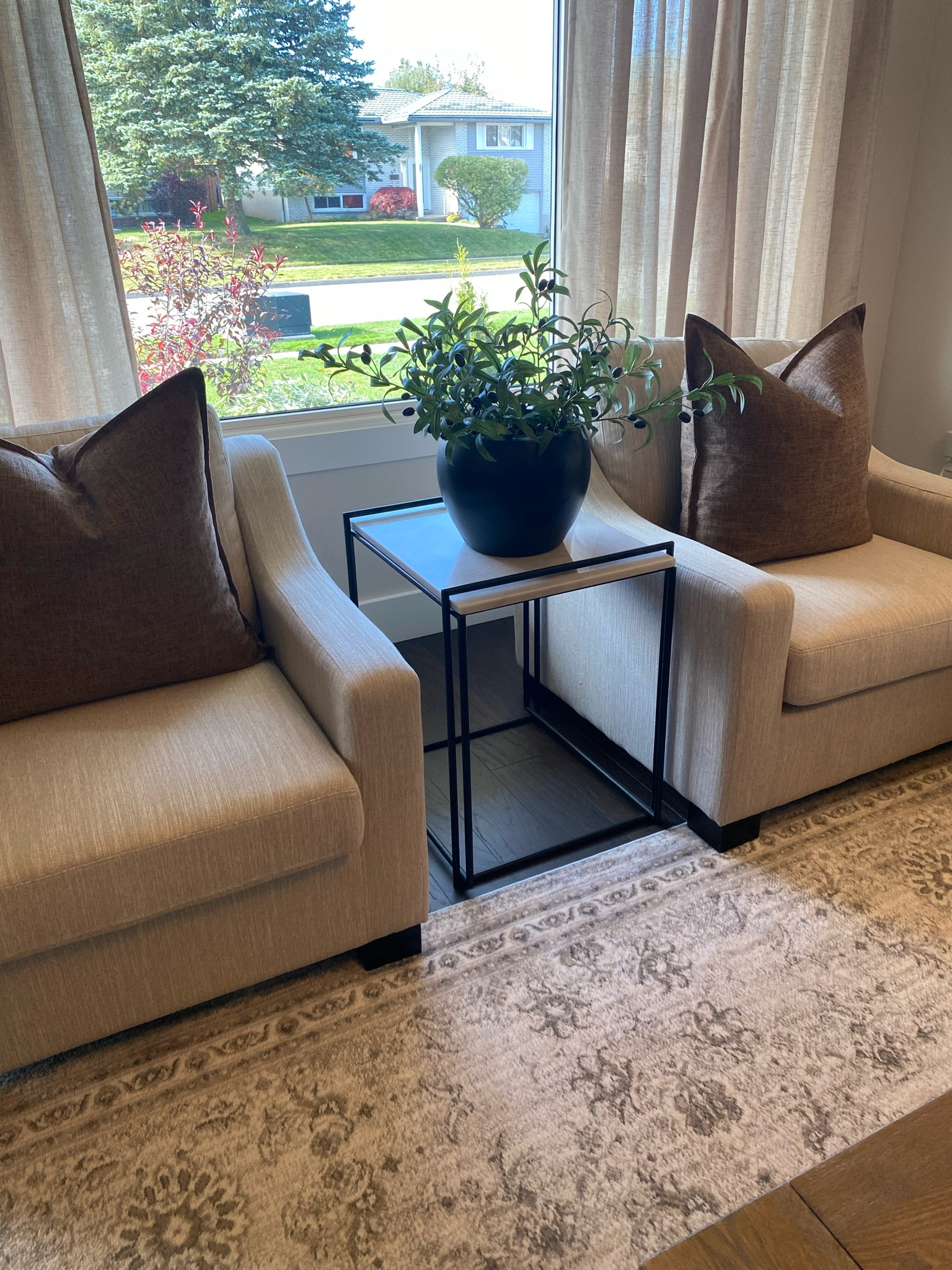 Living room pillows!

Throw pillows
Pillow covers
Linen pillows
Amazon pillows
Neutral living room
Amazon home
Modern organic home
Neutral aesthetic 
Living room finds
Brown pillows

#LTKfindsunder50 #LTKhome #LTKsalealert