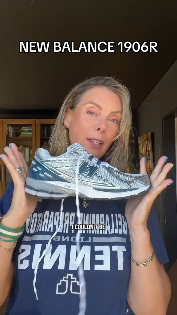 Possibly the coolest shoelaces ever 

#LTKSaleAlert #LTKActive #LTKMidsize