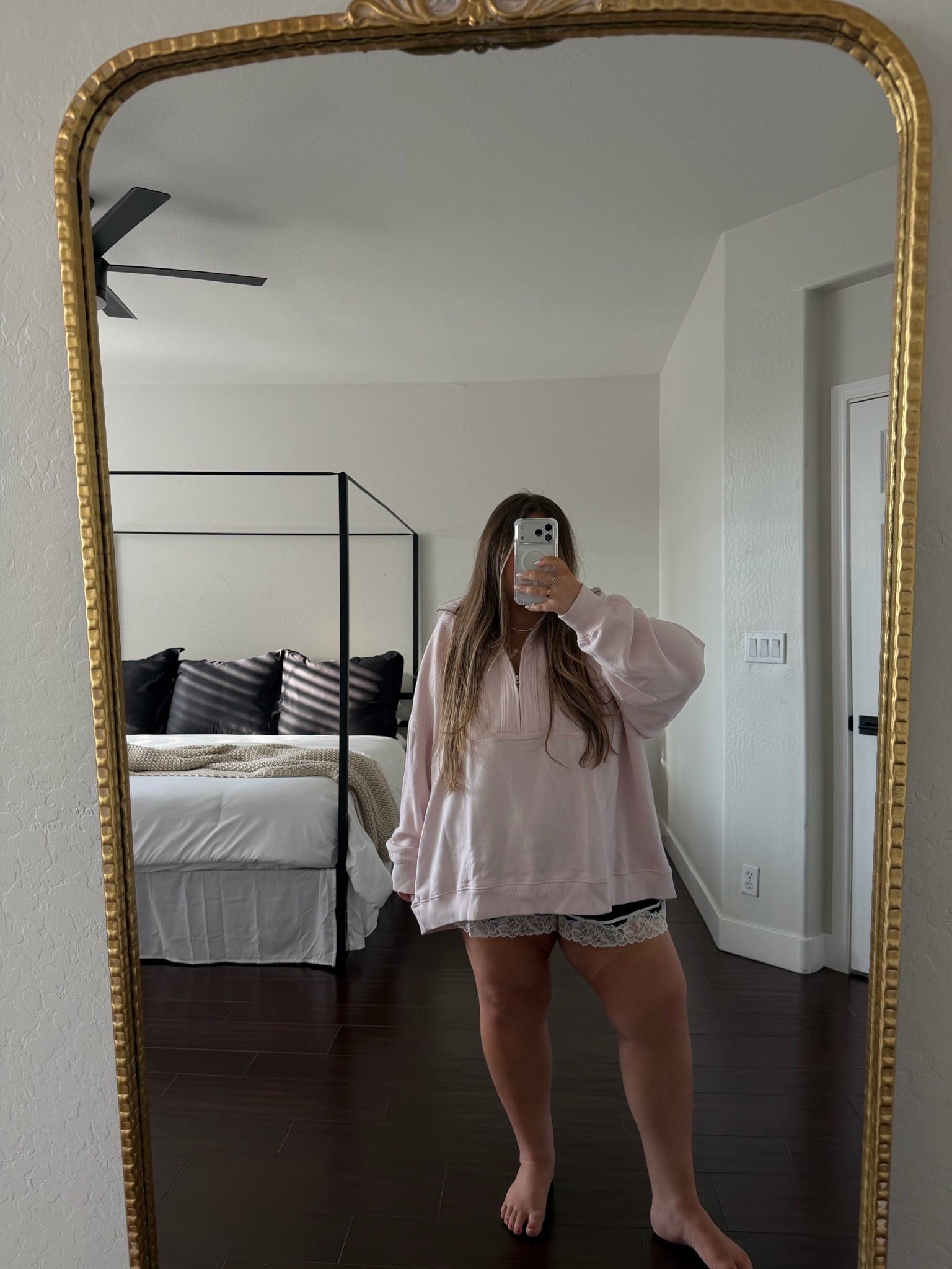 my 4th color in this half zip sweatshirt😅 it’s SO COMFY ☁️✨

#LTKMidsize #LTKmomlife #LTKootd