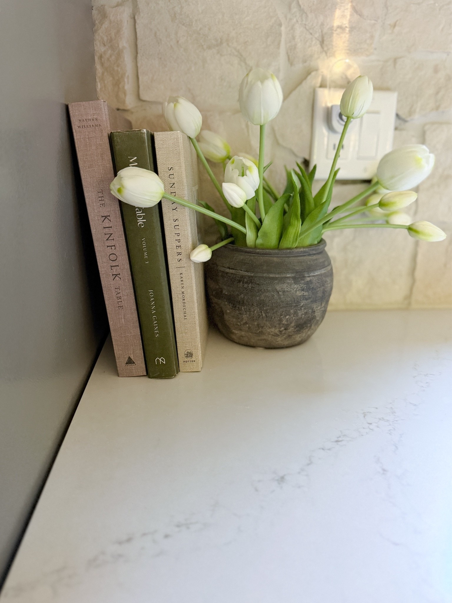 Simple and more minimal kitchen counter styling

#LTKU #LTKHome