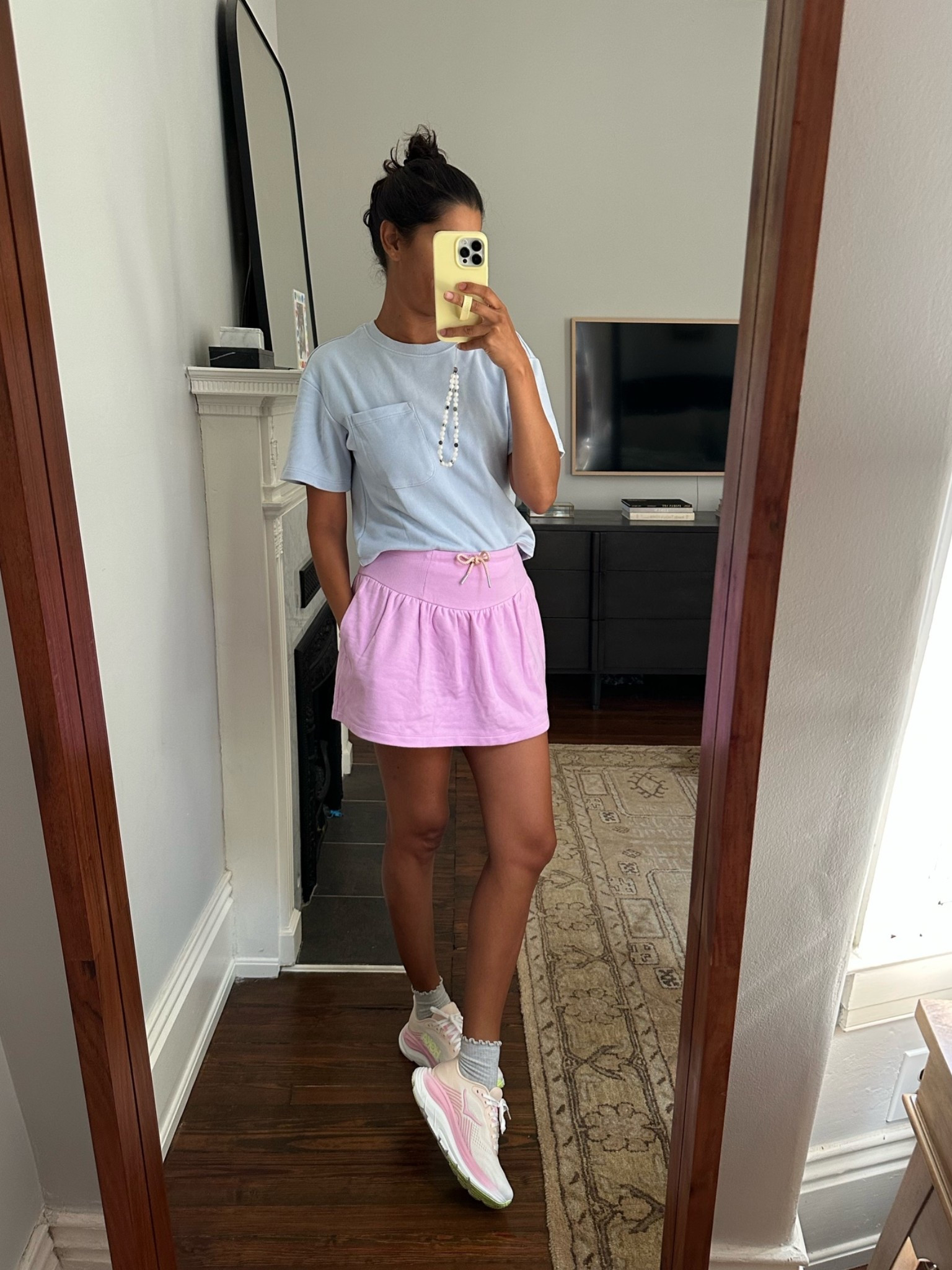 XS - top 
Small - skirt

#LTKdayinmylife #LTKootd #LTKmomlife