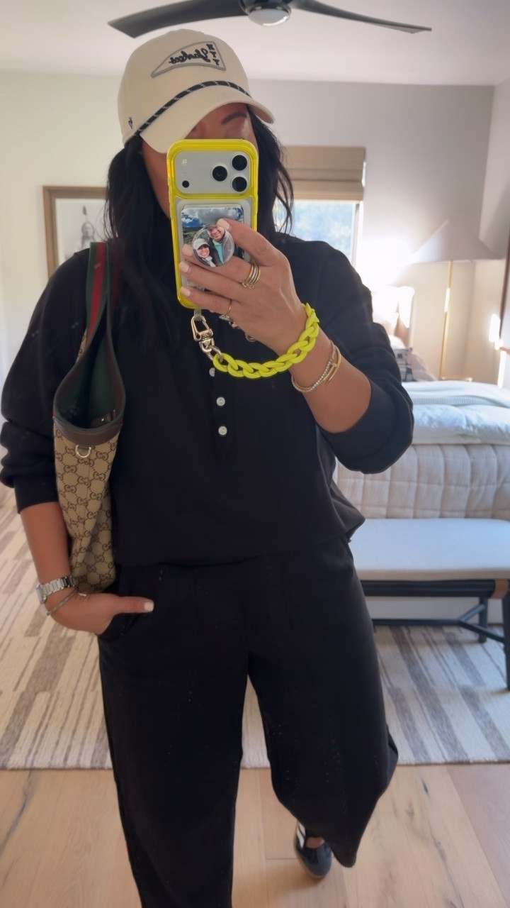 This set runs oversized so I would size down. I’m in a medium and still have plenty of room.

#LTKTravel #LTKMidsize #LTKOver40