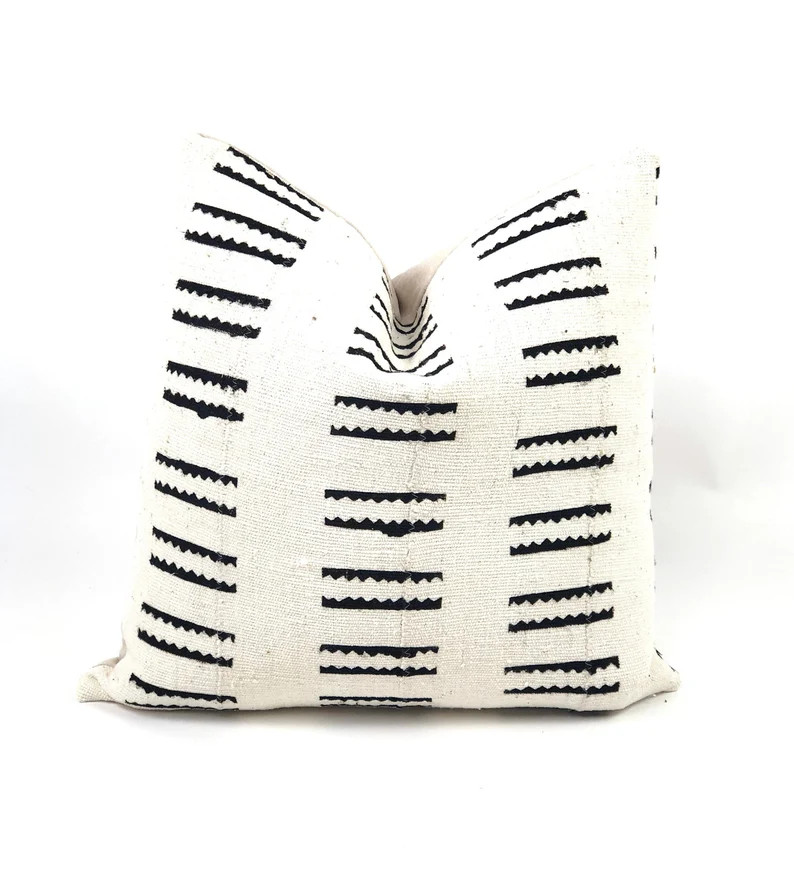 Authentic White African Mud Cloth Pillow w/ Black Tribal Pattern // Decorative Throw Pillow (18",... | Etsy (US)