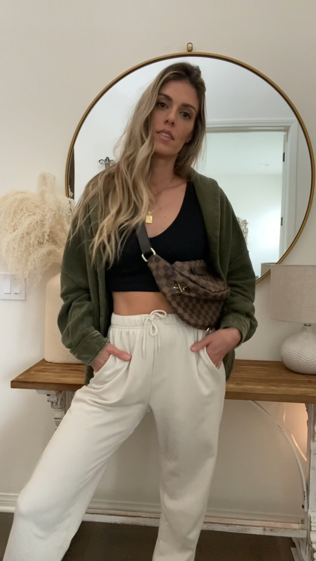 Comfy everyday fall ootd 🍁
Small in jacket
Small in joggers 


Comfy style, everyday ootd, jogger sweatpants, fleece shacket, mom style, loungewear 

#LTKstyletip #LTKunder50 #LTKSeasonal