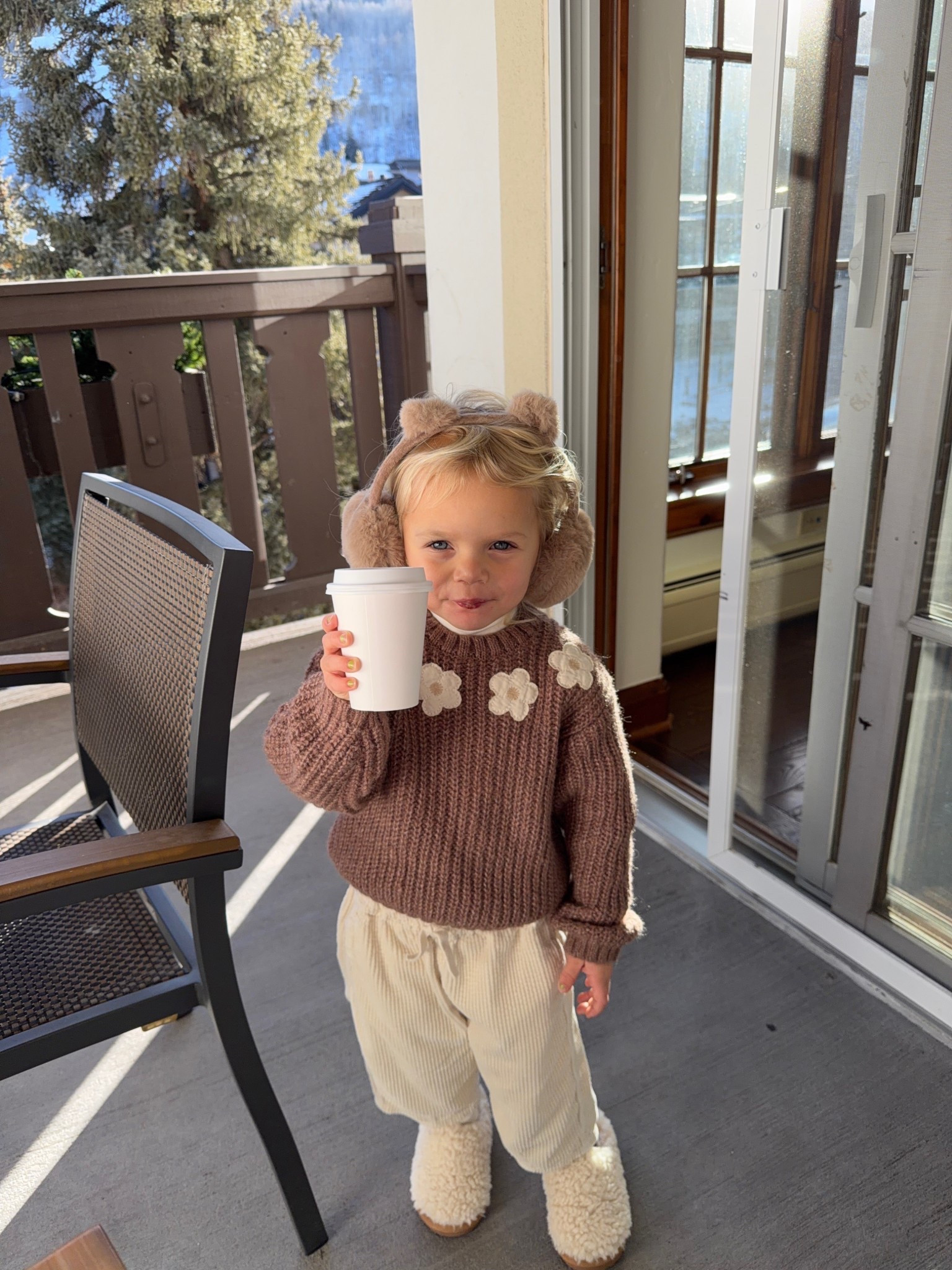 Ootd 🤍

#LTKmomlife #LTKBaby #LTKKids