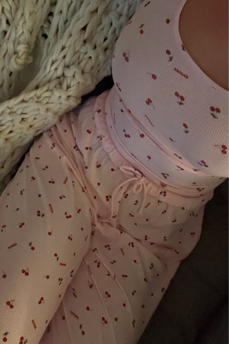 all skims v-day jammies I got linked❣️