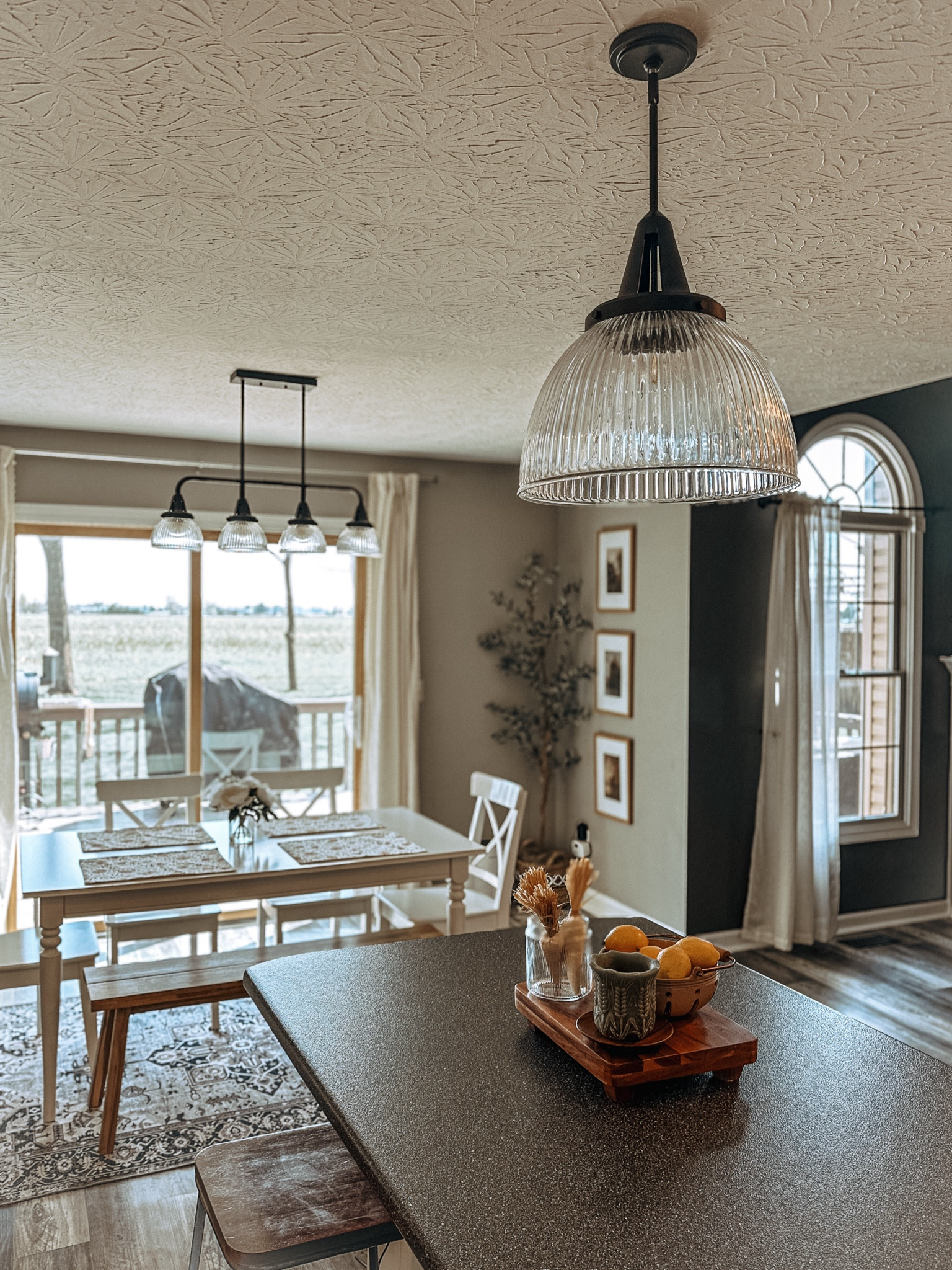 Hunter Fan Co. light fixtures from the Cypress Grove collection. #lightfixtures #itsahunter #hunterlighting  

#LTKhome