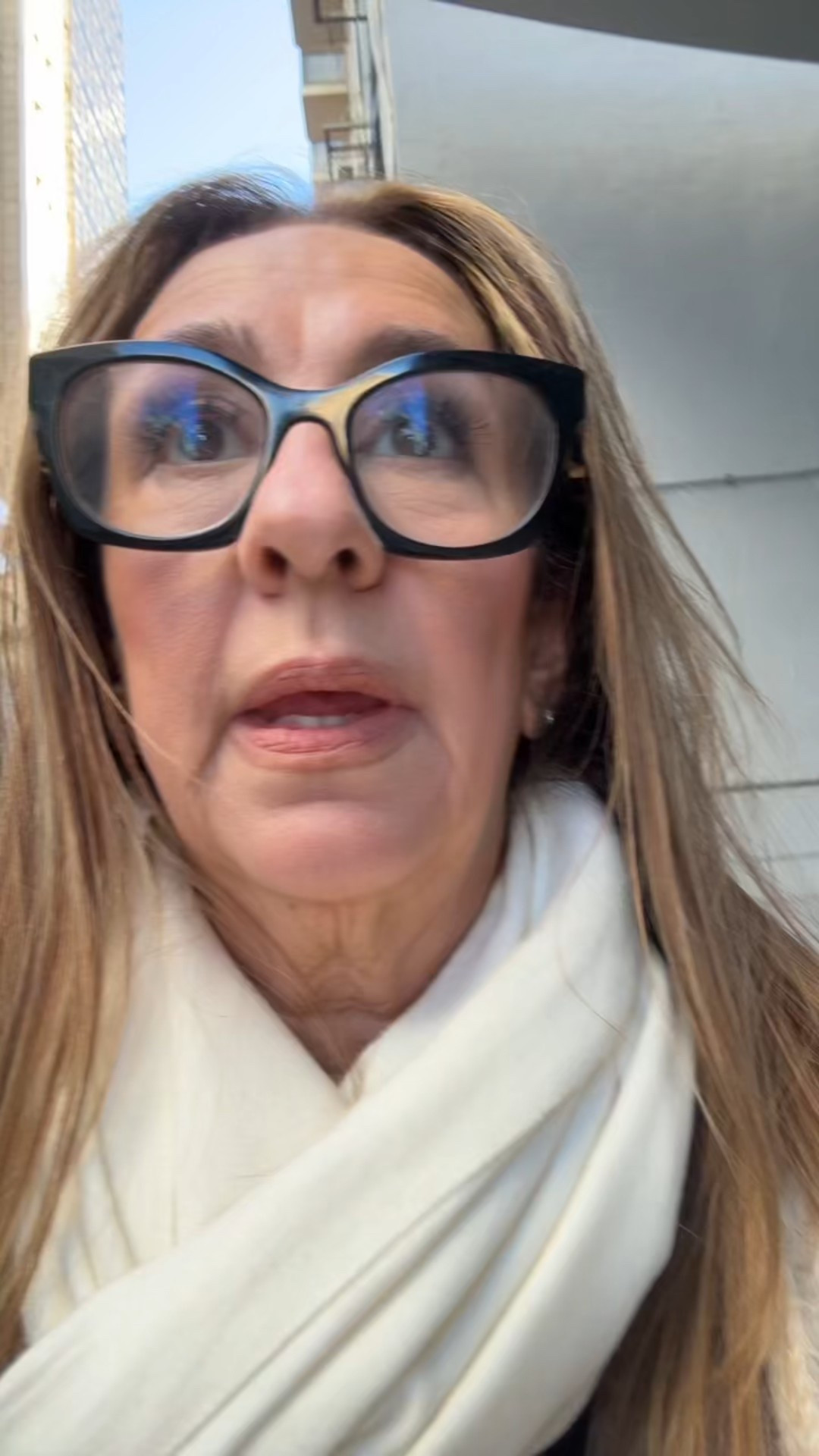 Come print some errands with me in Buenos Aires Argentina

#LTKOver40 #LTKBeauty #LTKTravel