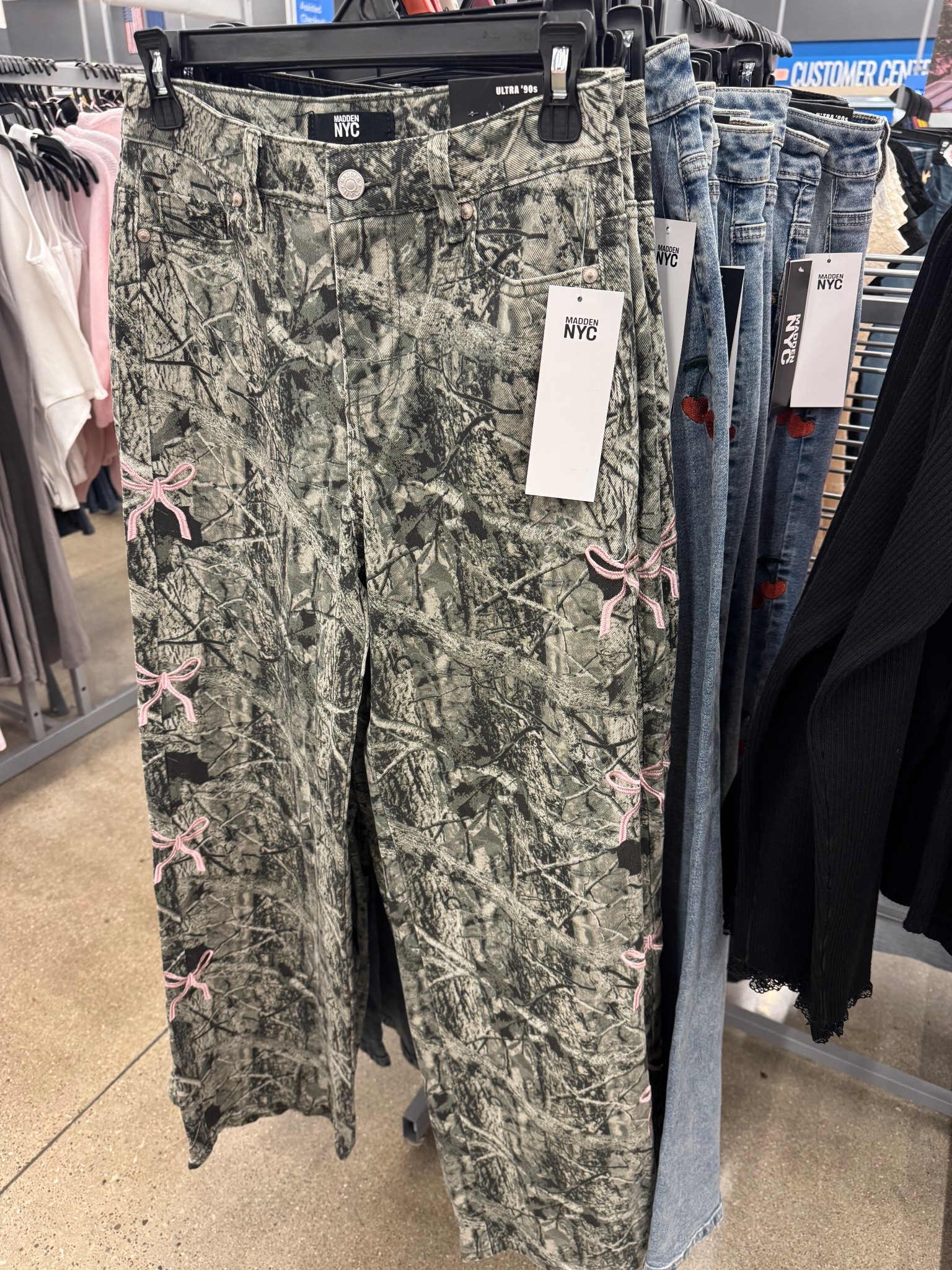 Walmart Madden NYC Women's Mid-Rise Embroidered Jean, Sizes 00-18

#LTKFindsUnder50 #LTKMidsize #LTKootd