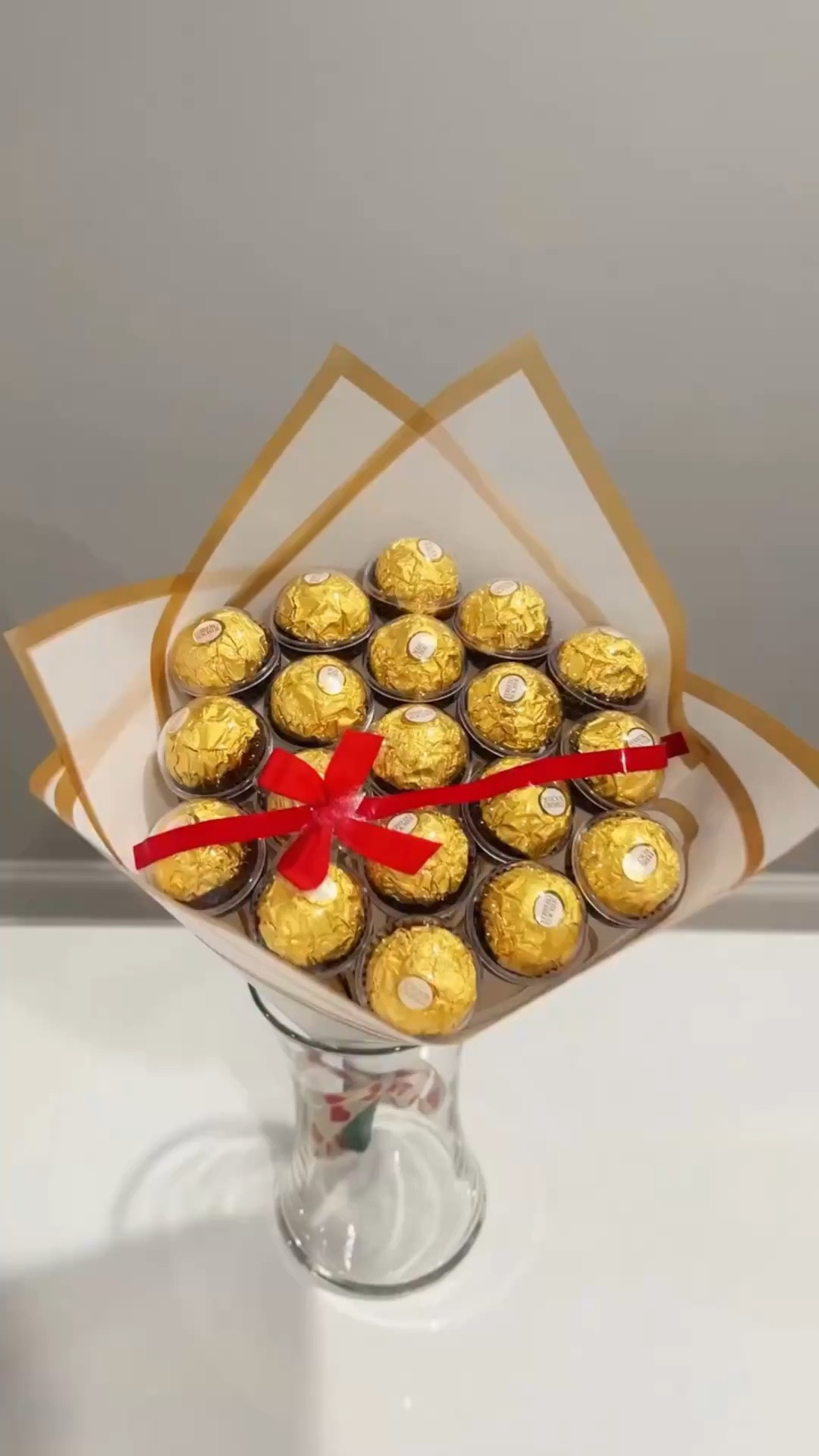 A beautifully handcrafted Ferrero Rocher chocolate bouquet.
This bouquet is ideal for Valentine’s Day, proposals, surprise gifting, romantic gestures, and special celebrations.

#lifestyle #ferrerorocher❤️ #bouquetferrerorocher #mothersdayideas #mothersdaygifts

#LTKmomlife #LTKSeasonal #LTKdayinmylife