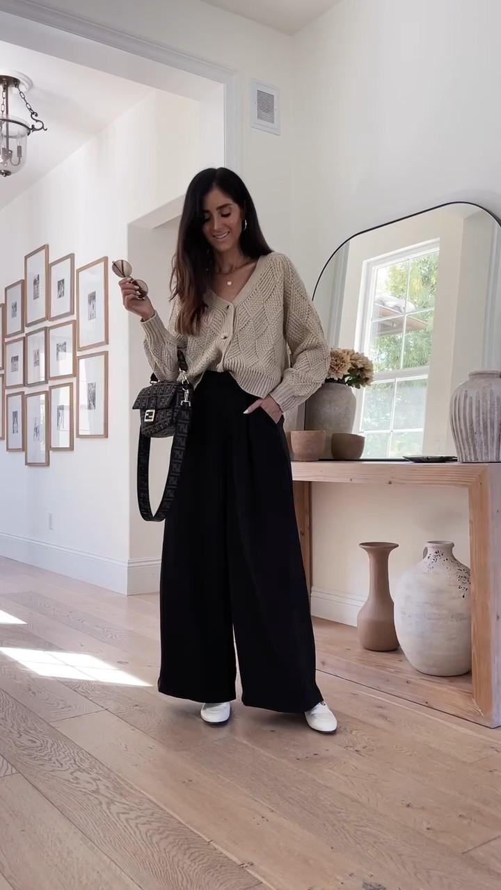 Trust me🙏🏼…must try these @amazonfashion trousers! I own 6 different colors they are that good!!!  They feel quality, fabric is flowy & they are high waisted.  I’m wearing the size xs here. They come in different lengths, sizes & colors. @amazon #founditonamazon #sponsored @stylinbyaylin


CARDIGAN: S 
PANTS: XS

#LTKstyletip #LTKunder50