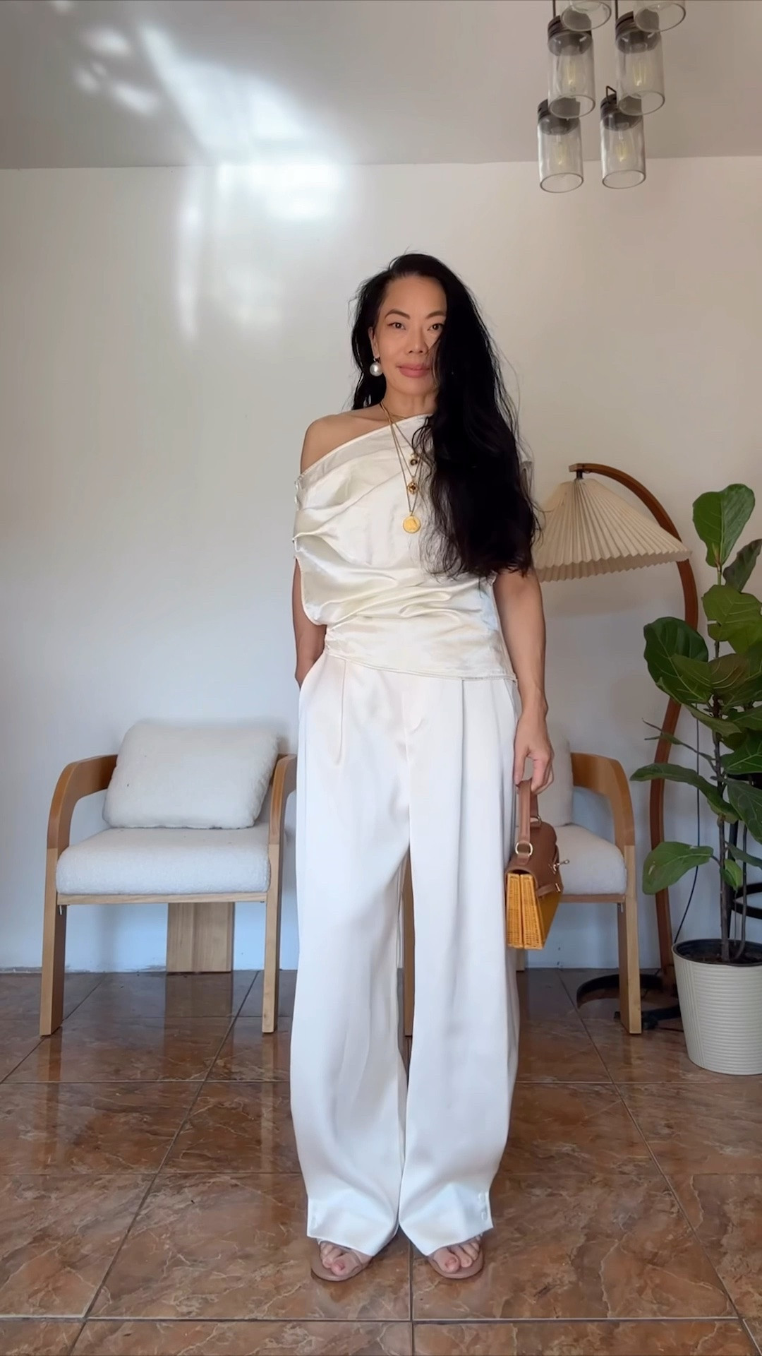 One pair of white trousers, three effortless looks. ✨ Which vibe is your favorite: 1, 2, or 3? 👇

#LTKgrwm #LTKOver40 #LTKPetite