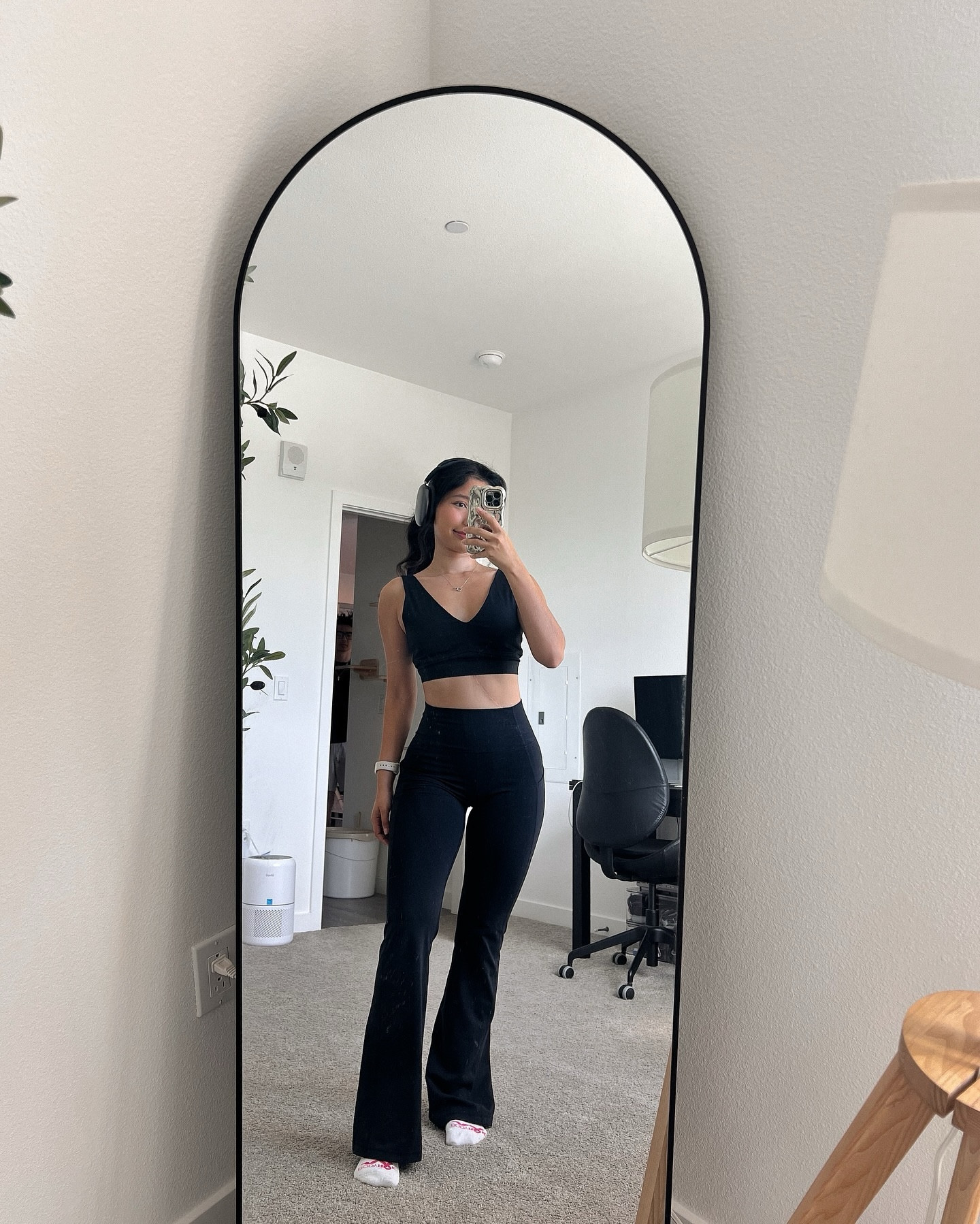 When the @fabletics set just makes your daily move x10 better🖤✨ 

Wearing their all day everyday bra and oasis high-waisted kick flare! 

Save up to 50% off all day everyday as a VIP member.
Visit Fabletics.com/MovelnFabletics

#fableticspartner #fabletics #minimalstyle #simpleoutfitideas #athleisure #pilateslovers #pilateslife #pinterestgirl #pinterestinspired #pinterestaesthetic #neutralaesthetic #blackoutfit #sportygirl #pilatesgirl san diego fashion blogger, monochrome black look, pilates lover