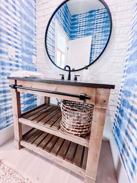 With holiday decorations all over, I’m swooning over the simplicity of this guest bathroom. 💙
.
.
@target
.
.
.
#guest #bathroom #simplicity #bathroomorganization #blues #boxingday #kwanzaa #nationalcandycaneday #candycane #nationalthankyounoteday #thankyounote #afterchristmas #christmastoys #christmasmemories #monday #mondaymotivation #gorgeous #pinterestworthy #droolworthy #goals #bathroomgoals #bathroomorganization #igdaily #cumminglocal

#LTKfamily #LTKunder100 #LTKhome