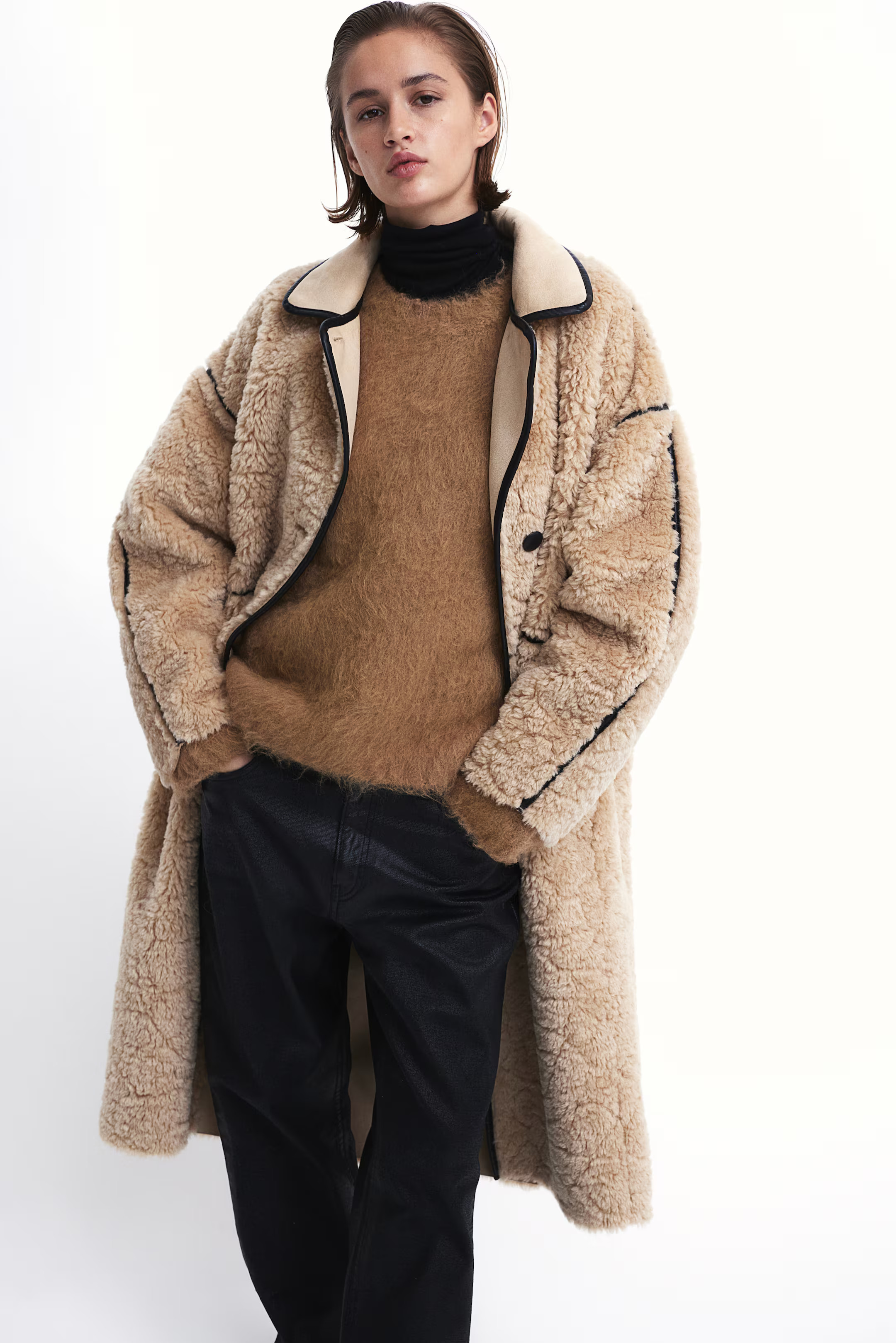 Oversized jumper - Round neck - Long sleeve - Dark beige - Ladies | H&M GB | H&M (UK, MY, IN, SG, PH, TW, HK)