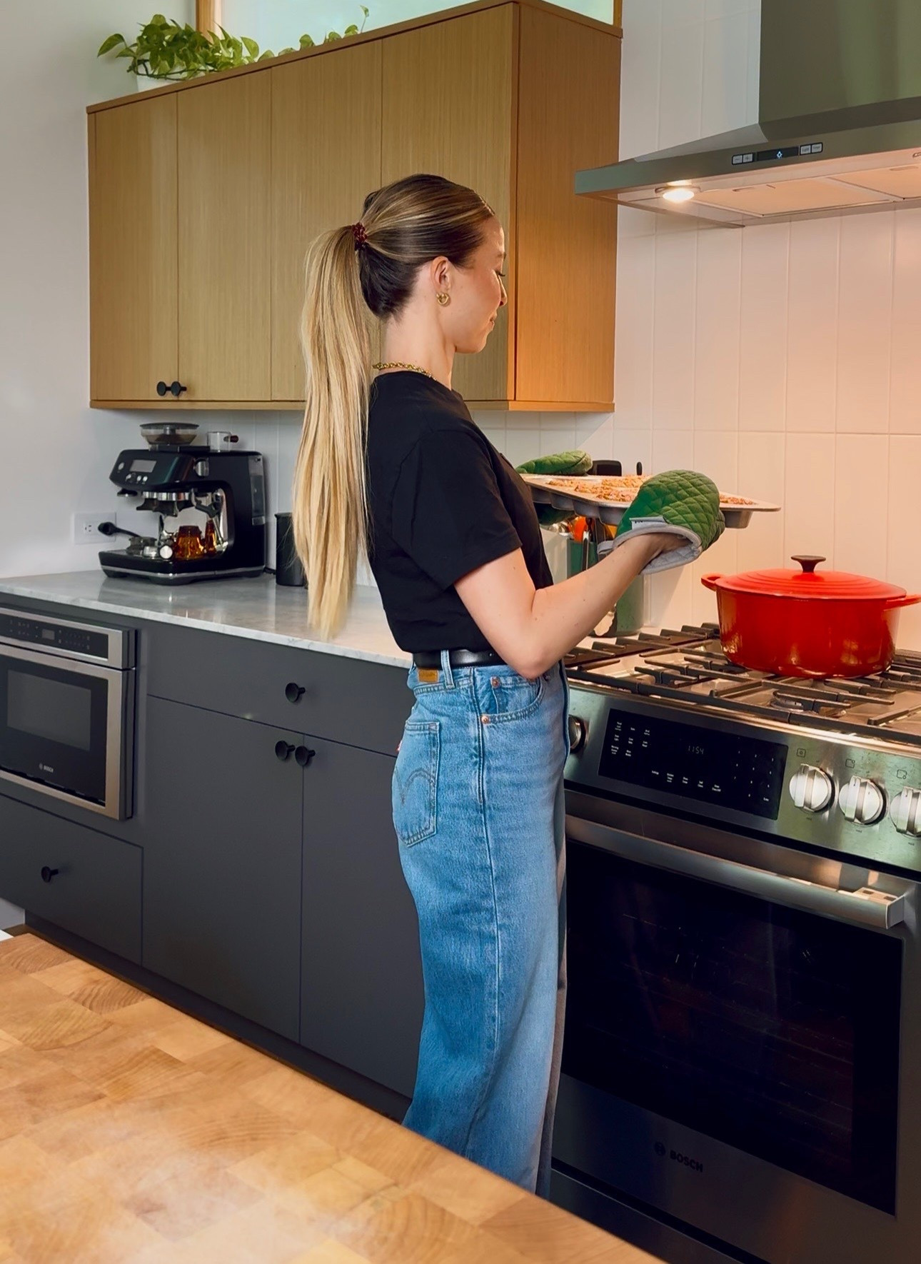 I bought new jeans postpartum and I’m so happyyyy. Sized up to a 26! These are super flattering.

#LTKFallSale #LTKSeasonal #LTKFindsUnder100