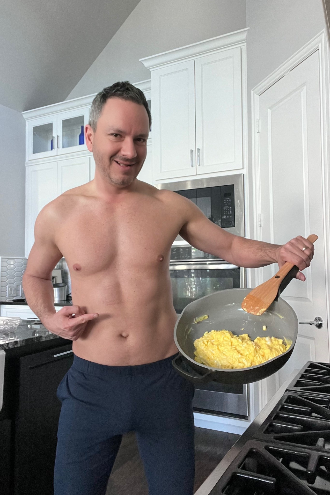 Ok finally got a new pan and wow! this pan is so easy to use and perfects our eggs perfectly! And the fact the pan is non toxic is a total win!

#LTKHome #LTKfoodie