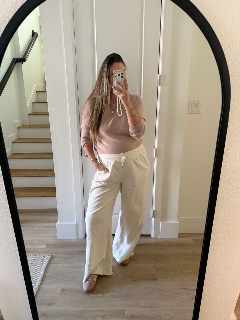 This outfit has been a top seller for me in January! I love the sweater. It’s the softest material, and these sweatpants from aerie can be dressed up or down. 

#LTKMidsize #LTKootd #LTKTall