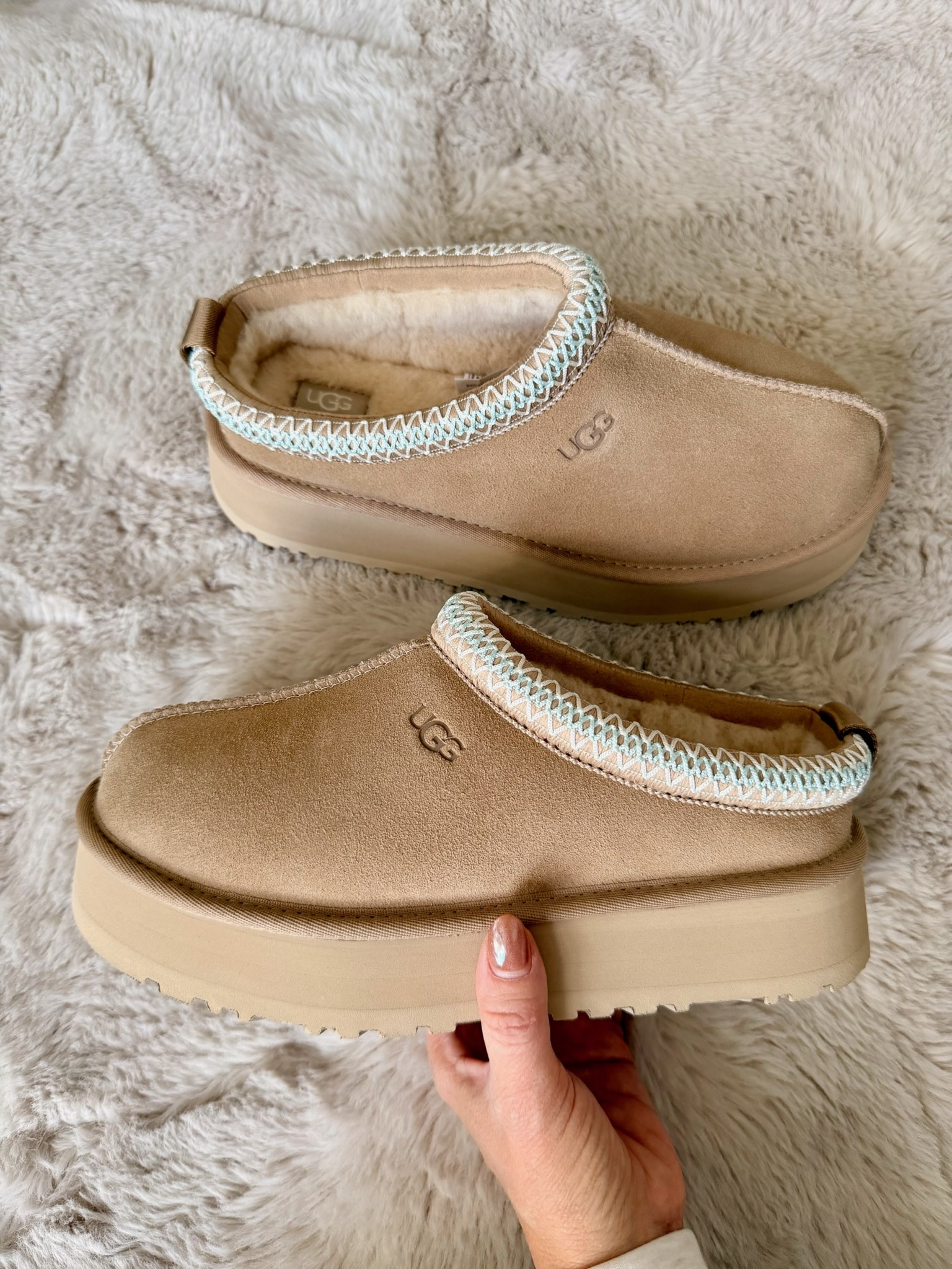 The cozy gift of the season!!!!  Teen girl gift 

#LTKGiftGuide #LTKgrwm #LTKHoliday