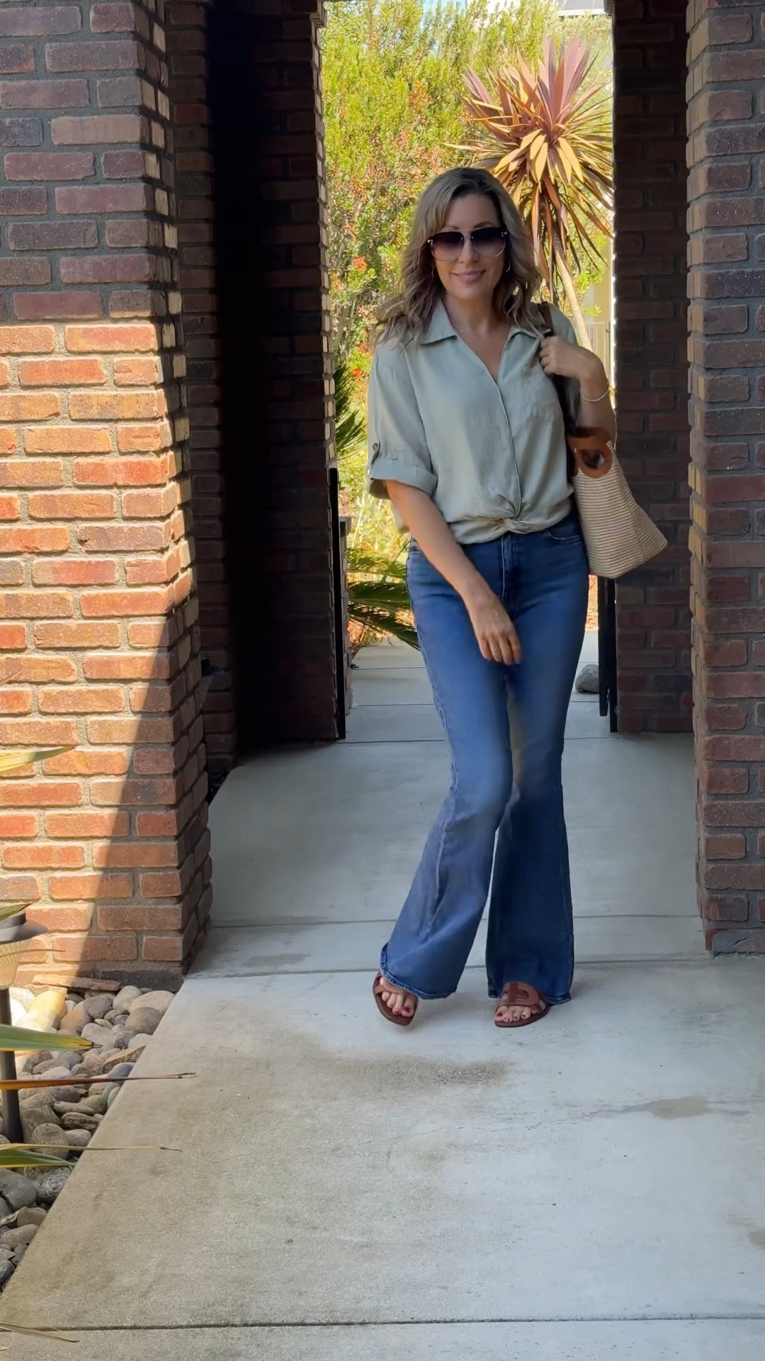 Not part of the sale—but absolutely worth picking up! 💚 This linen-rayon blend top from KUT from the Kloth comes in the softest light sage shade. The drape, detail, and style totally won me over. It’s a no-tuck dream that still gives a polished shape and offers great arm coverage for warmer days. Effortless and flattering!

📍Where to wear: casual Fridays, brunch dates, summer outings, everyday errands

ootd, fashionover30, fashionover40, fashionover50, casualoutfits, stylishandgrateful, stylish&grateful, modestoutfits, classy casual, nordstromanniversarysale, nsale2025, kutfromthekloth, summerstyle, breathablefabrics, linenblend, everydayoutfit, capsulewardrobe, warmweatherlook, chicandcomfy

#LTKSeasonal #LTKSaleAlert #LTKOver40