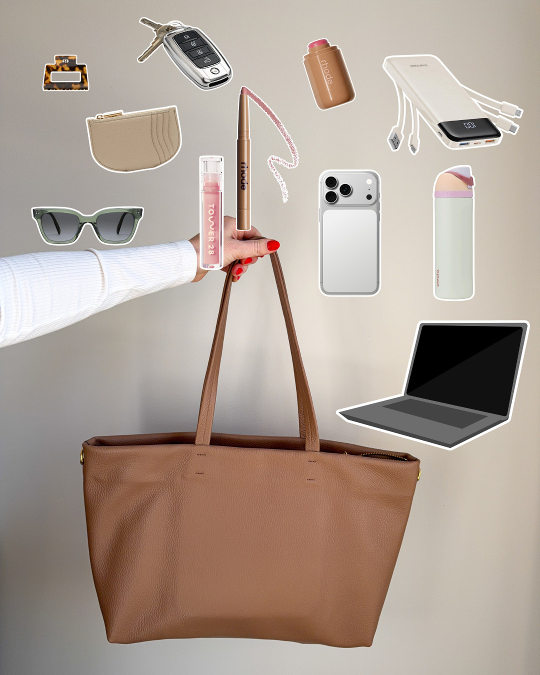 Stunning leather tote for carrying what you need! I have the Cappuccino color 