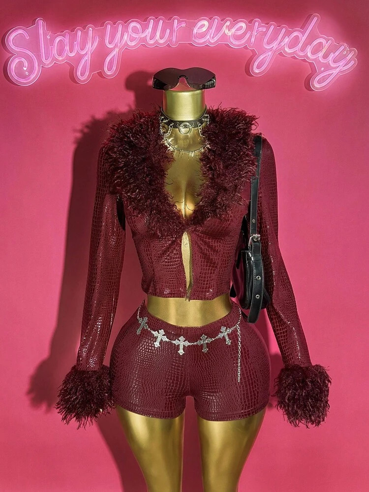 #1 Bestseller
in Coated Fabric Women Co-ords

 | SHEIN