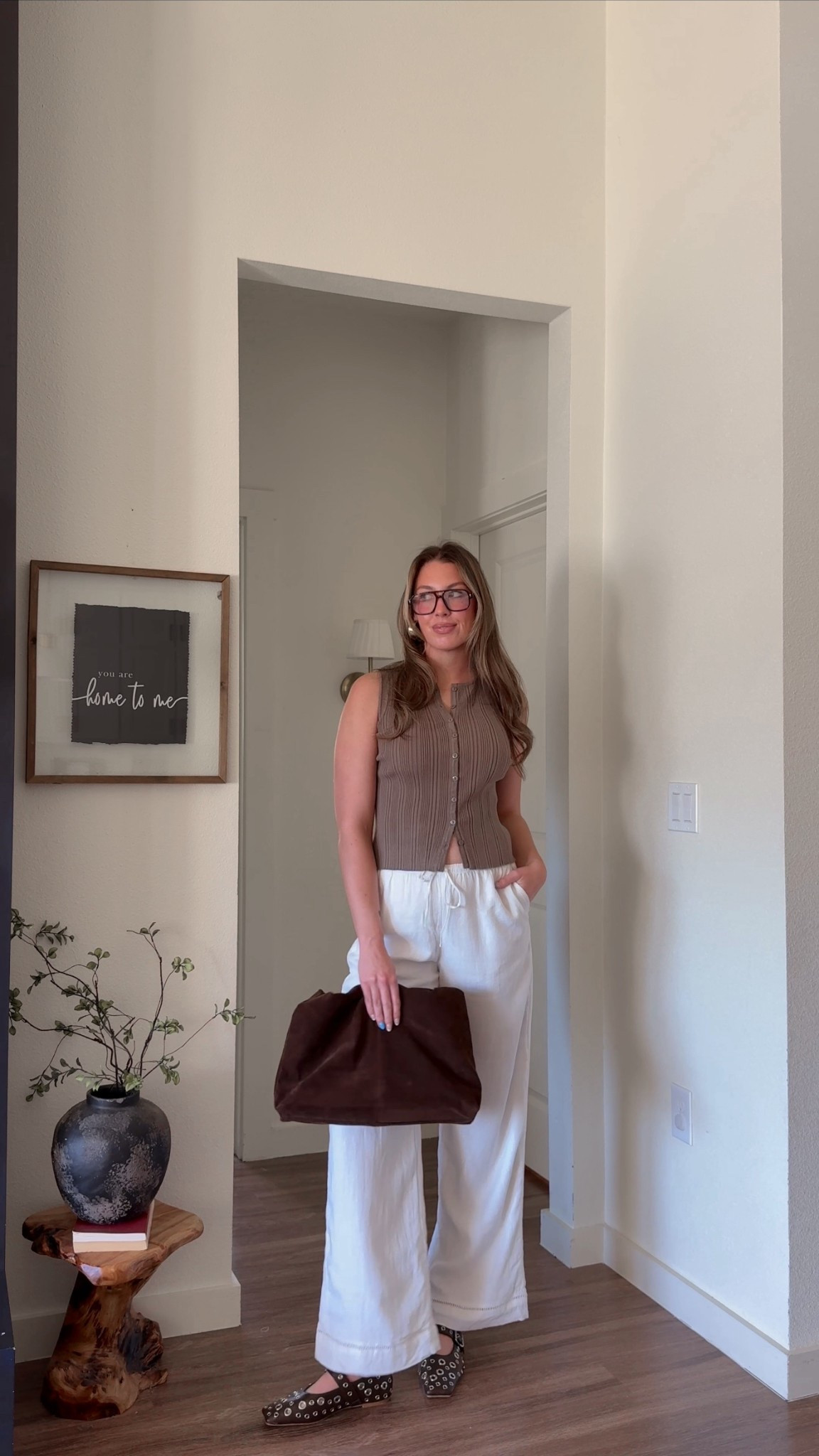 Linen pants outfit 

#LTKootd #LTKmomlife