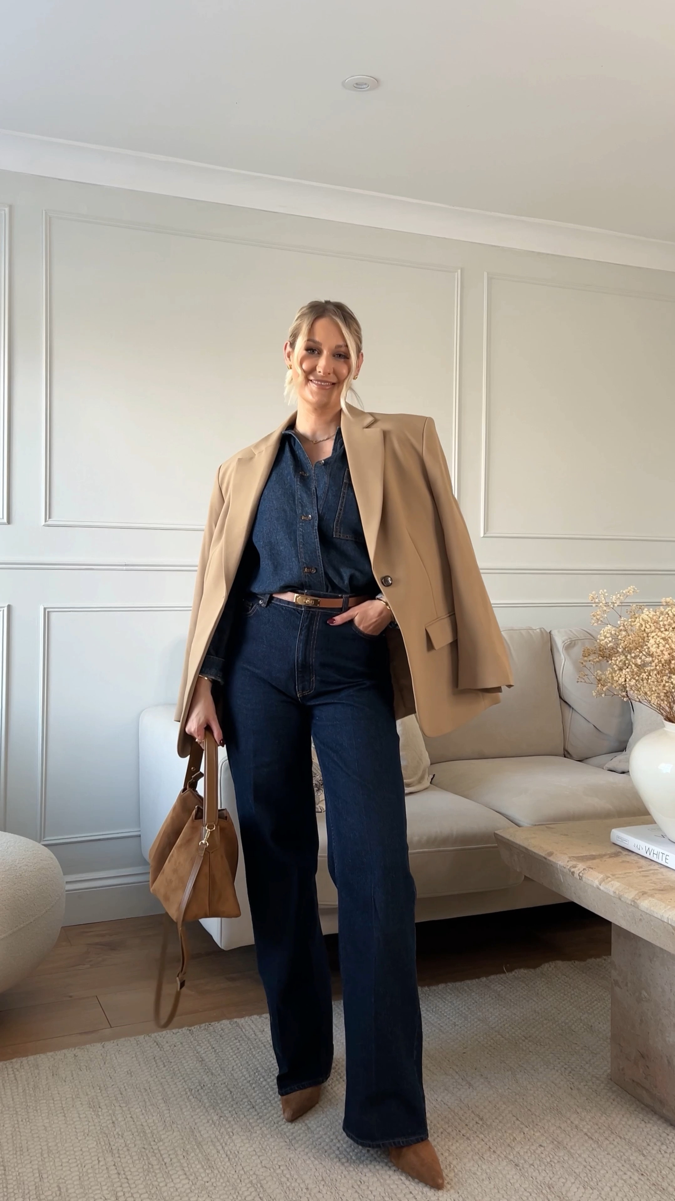 Let talk double D…..Double Demin 👖🤎
The dark indigo washes mixed with the tan suede goes perfectly together for an autumnal look 

Denim, denim jeans, suede, autumn outfits, M&S, H&M 

#LTKuk #FashionMonth #LTKautumn