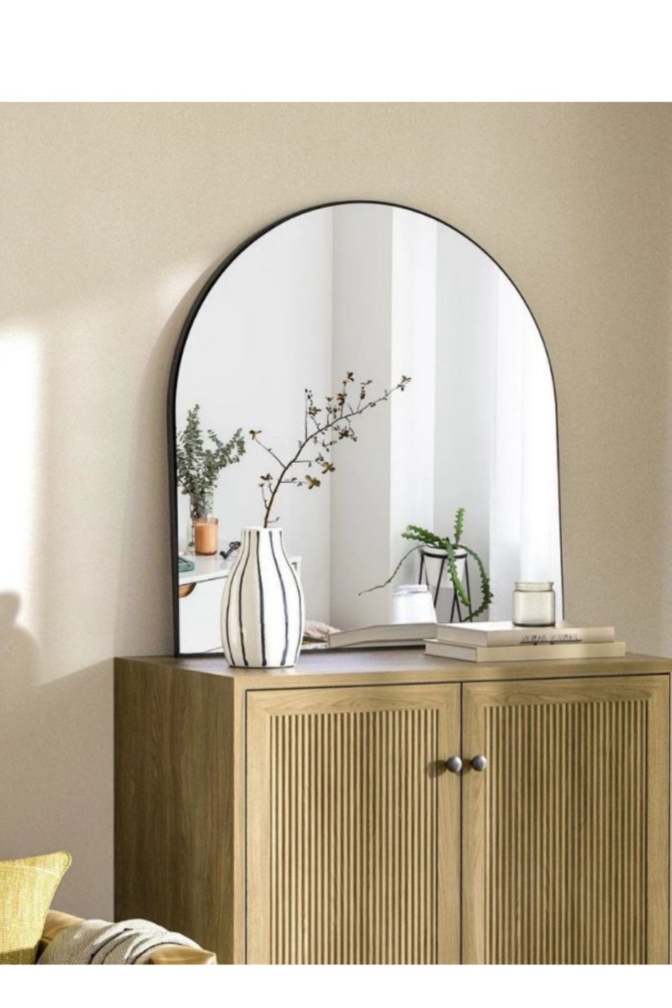 34 inch mirror from Target. Would look great on a mantel or above a dresser or console 


#LTKHome