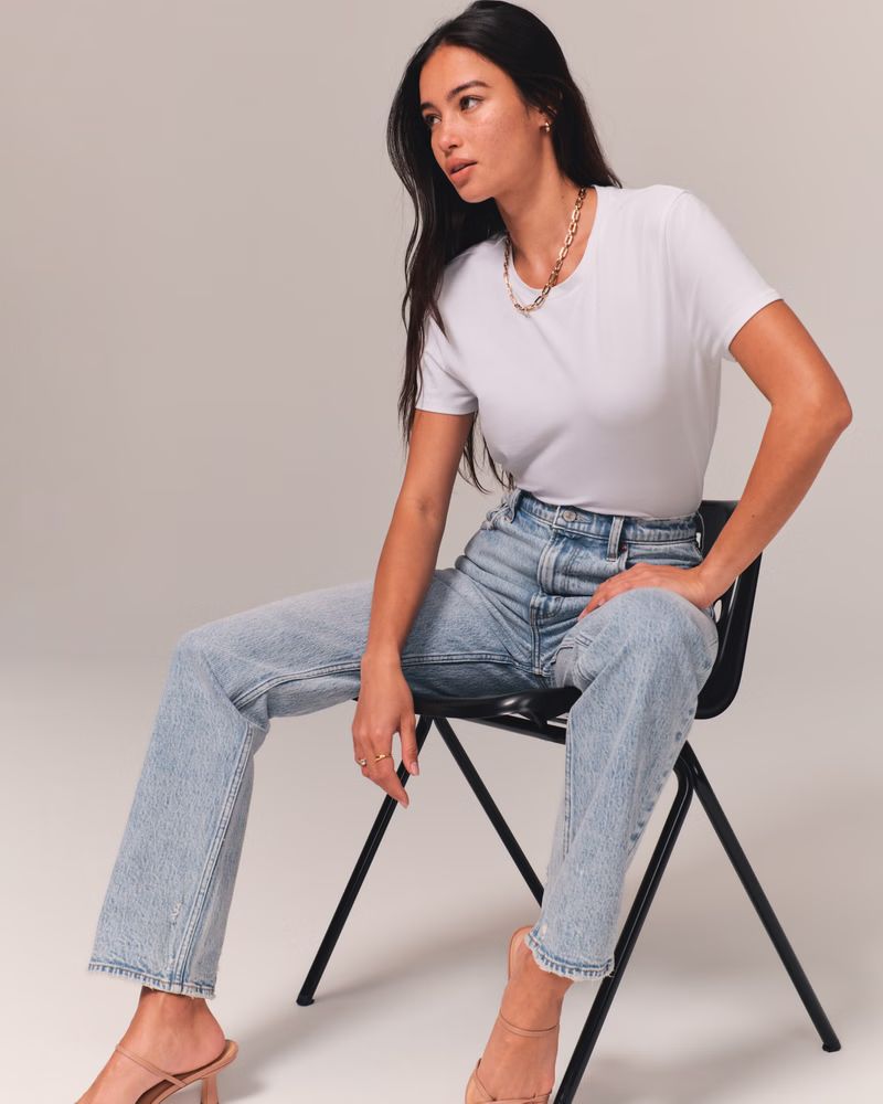 Ultra High Rise 90s Straight Jean | Abercrombie & Fitch (UK)