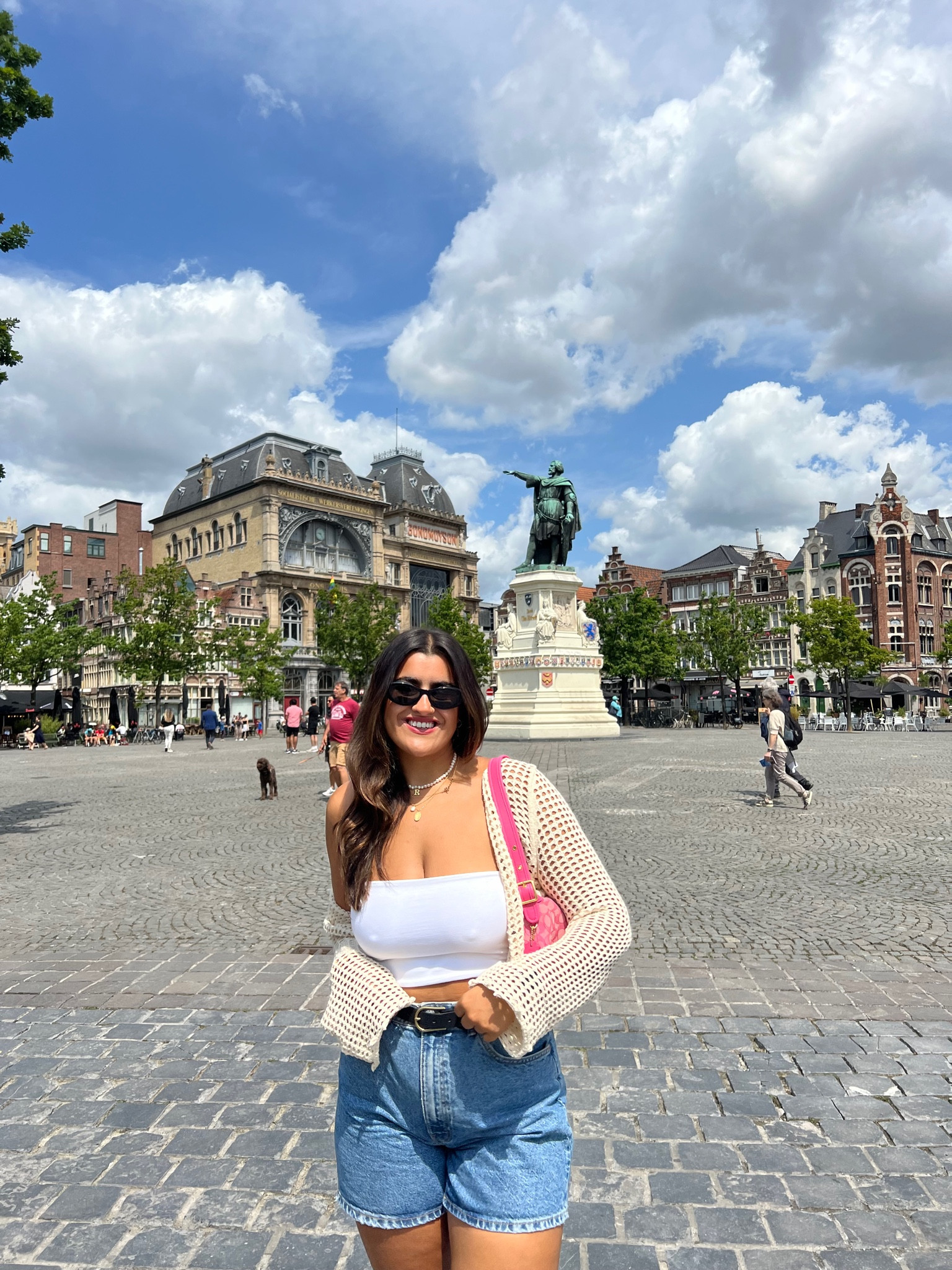 Mid size holiday fit 💖

#LTKSeasonal 

#LTKcurves #LTKstyletip