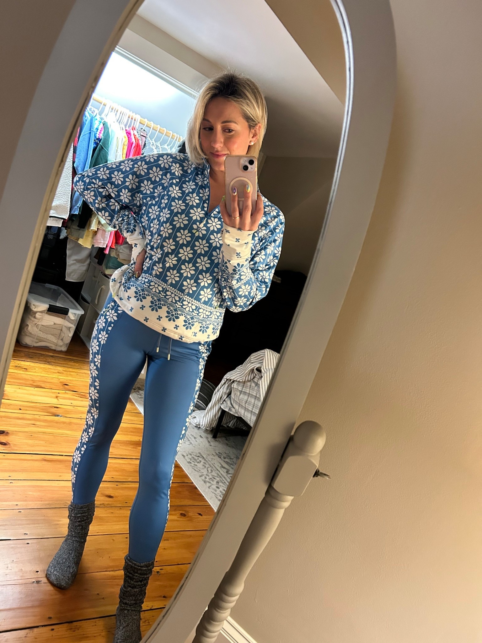 Snowy Set 💙❄️

#LTKSeasonal #LTKfitnessgoals