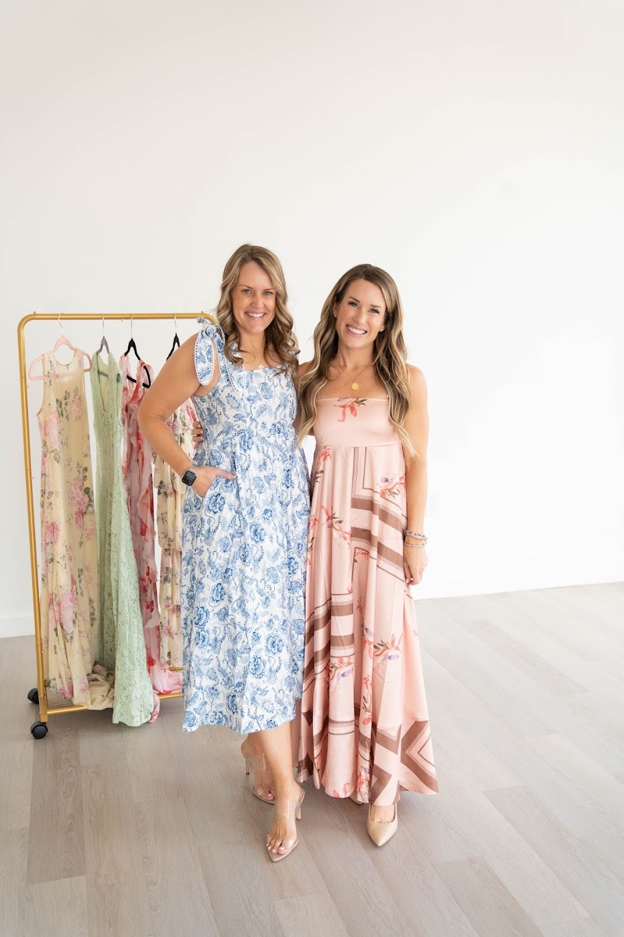 Wedding Guest Dresses

Petal & Pup  midi dress   floral dress  heels  trendy outfits  spring fashion  spring dress spring outfit  spring wedding  summer wedding

#LTKgrwm #LTKWedding #LTKootd