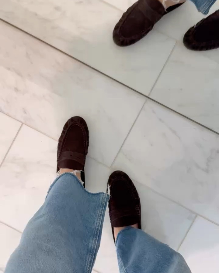 I love these slides so much, I got them in two colors! 

#LTKootd