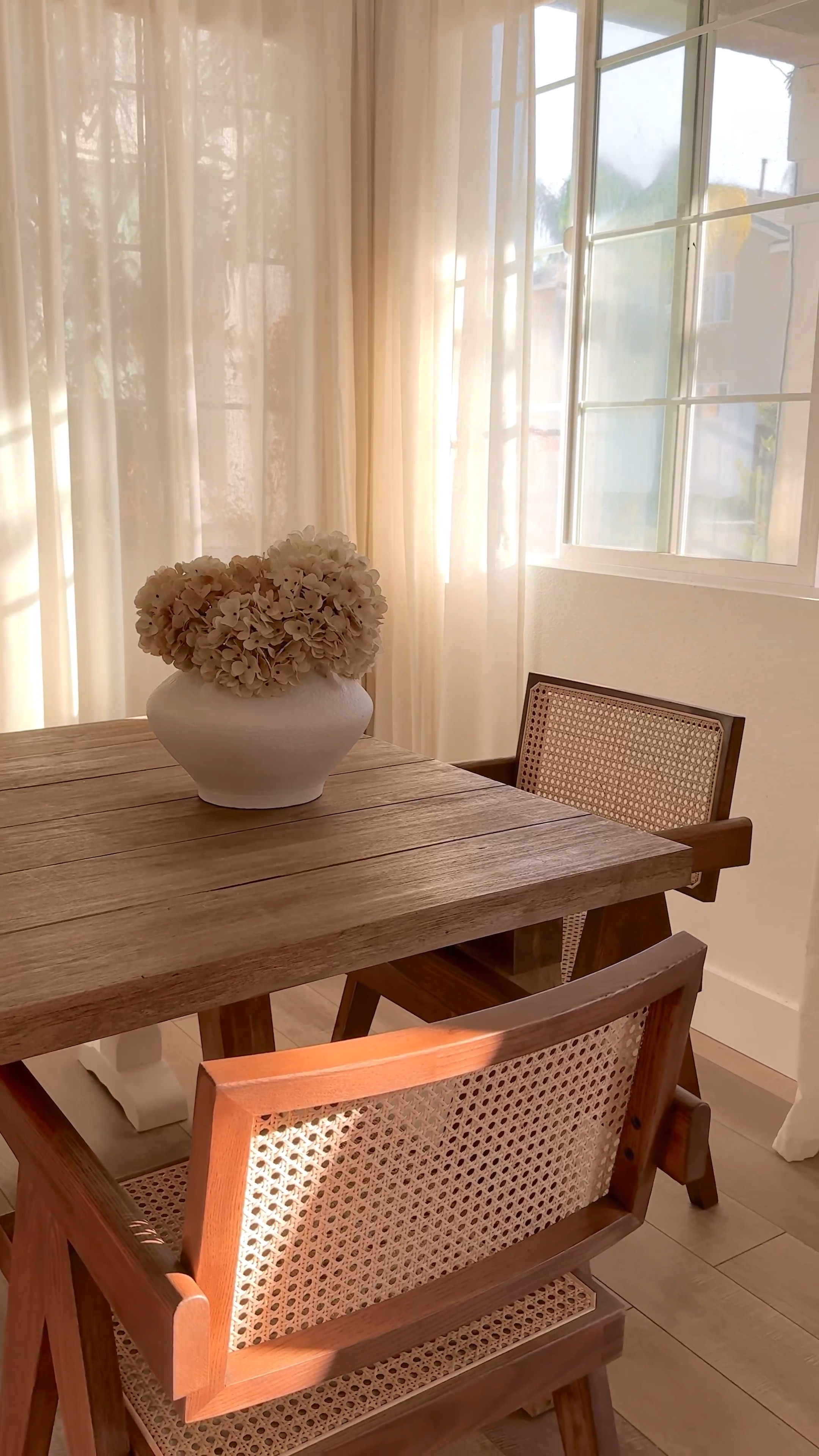 Unbox my new dining chairs from @eternitymodernhome with me! The Pierre Jeanneret Floating Back Armchair has been on my Pinterest board for ages, and it’s a total “pinch me” moment to style them in my home.

Thank you so much #eternitymodern for bringing my dream home to life!

shop this space here on my @shop.ltk page 🤍
.
.
.
#ad #modern #midcenturymodern #interiorinspo #homedecorideas #vintagevibes #neutraldecor #pinterestinspired #designgoals #diningroomdecor #modernliving #homeaesthetic #neutralhome #dreamhome #interiordesigntrends

#LTKHome