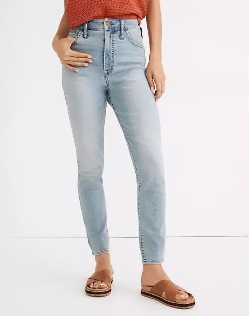Curvy Roadtripper Authentic Jeans in Cadwell Wash | Madewell