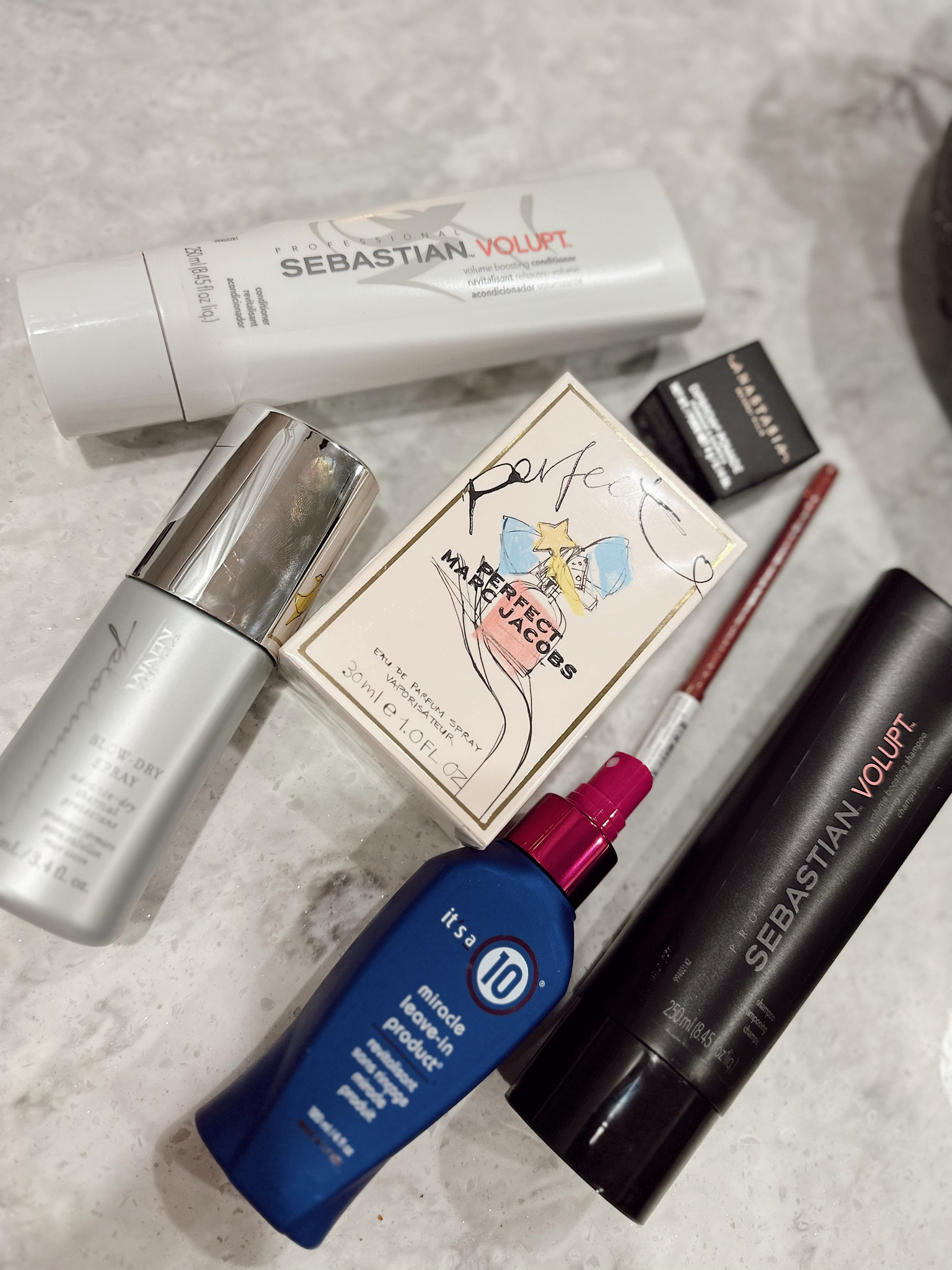 Ulta Haul 💋 #itsa10 #kenra #anastasia #nyx #sebastian #marcjacobs #perfume

#LTKbeauty #LTKGiftGuide #LTKfindsunder100