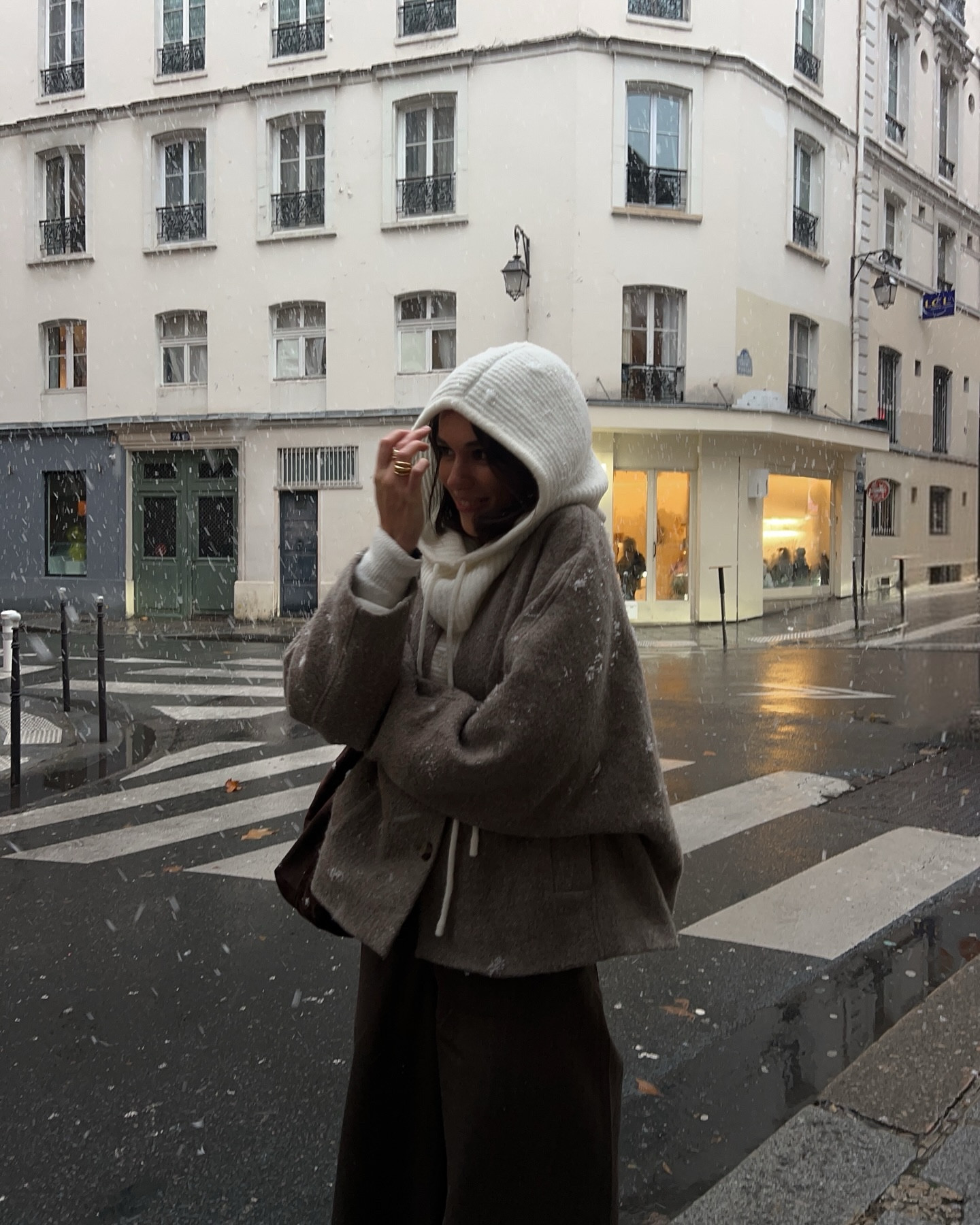 Snowy Paris, girl’s sink and balaclava for winter 🤍

Snowy day, Parisian girl, French girl style, Parisian outfit, balaclava outfit, cph fashion, Scandinavian style, French girl, balaclava, girl’s mess

#LTKfrance #LTKeurope #LTKwinter
