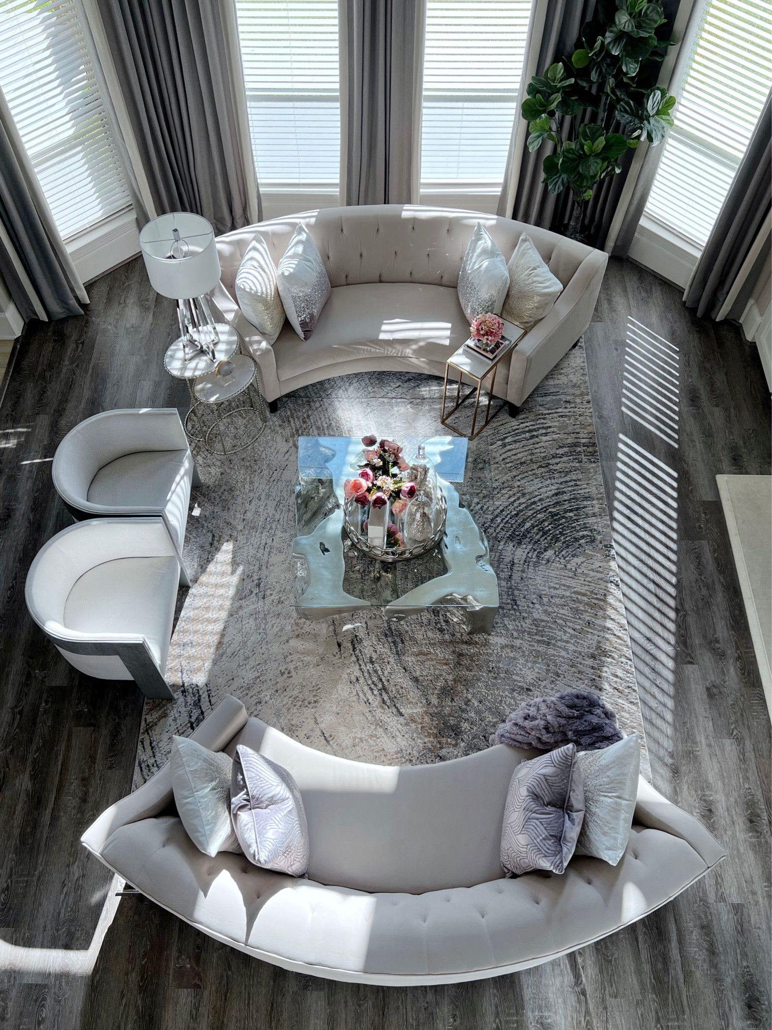 Shop this space! Pillows are 50% off!! #homedecor #livingroom #familyroom #sofas #ltksale