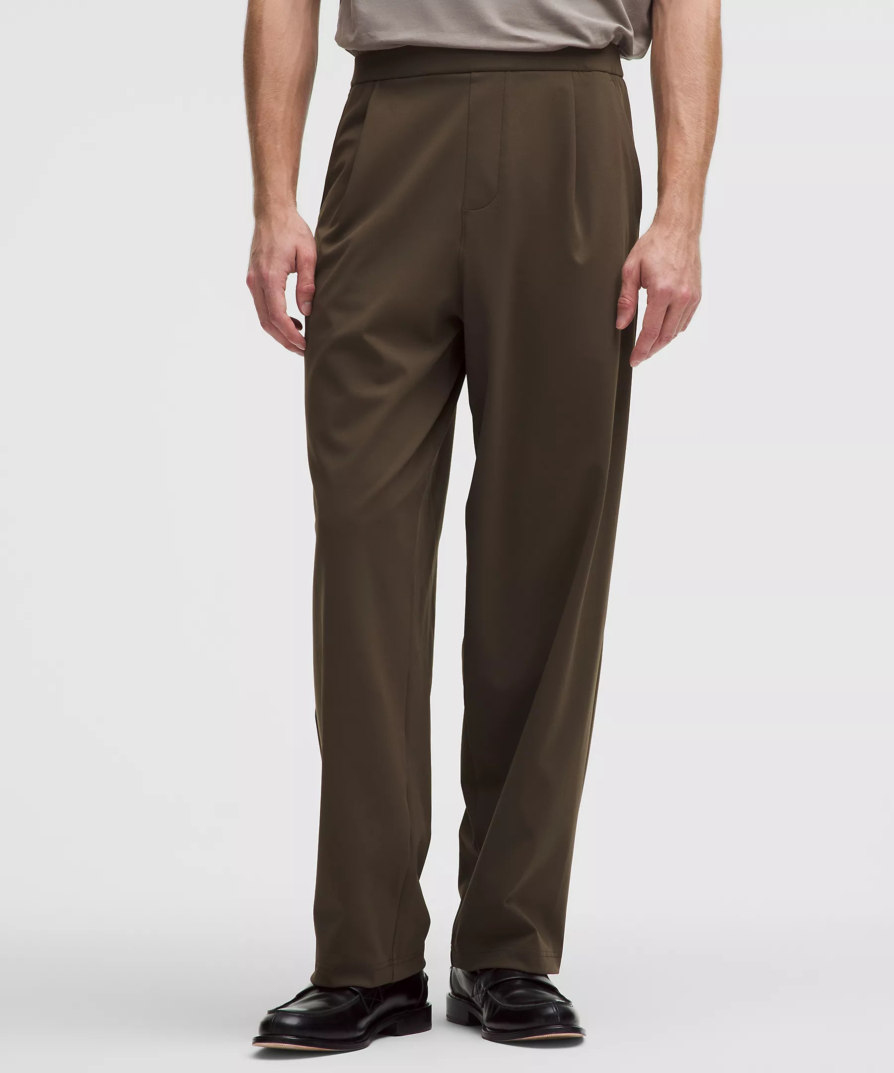 Men's Daydrift Relaxed-Fit Pleated Trouser | Lululemon (US)