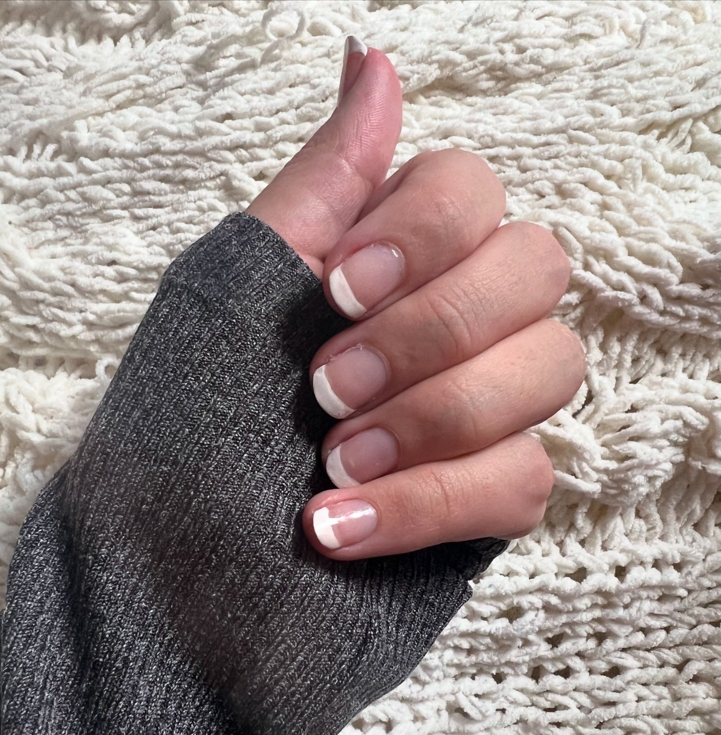 the perfect French tip mani! 

#frenchmani #frenchtip

#LTKBeauty
