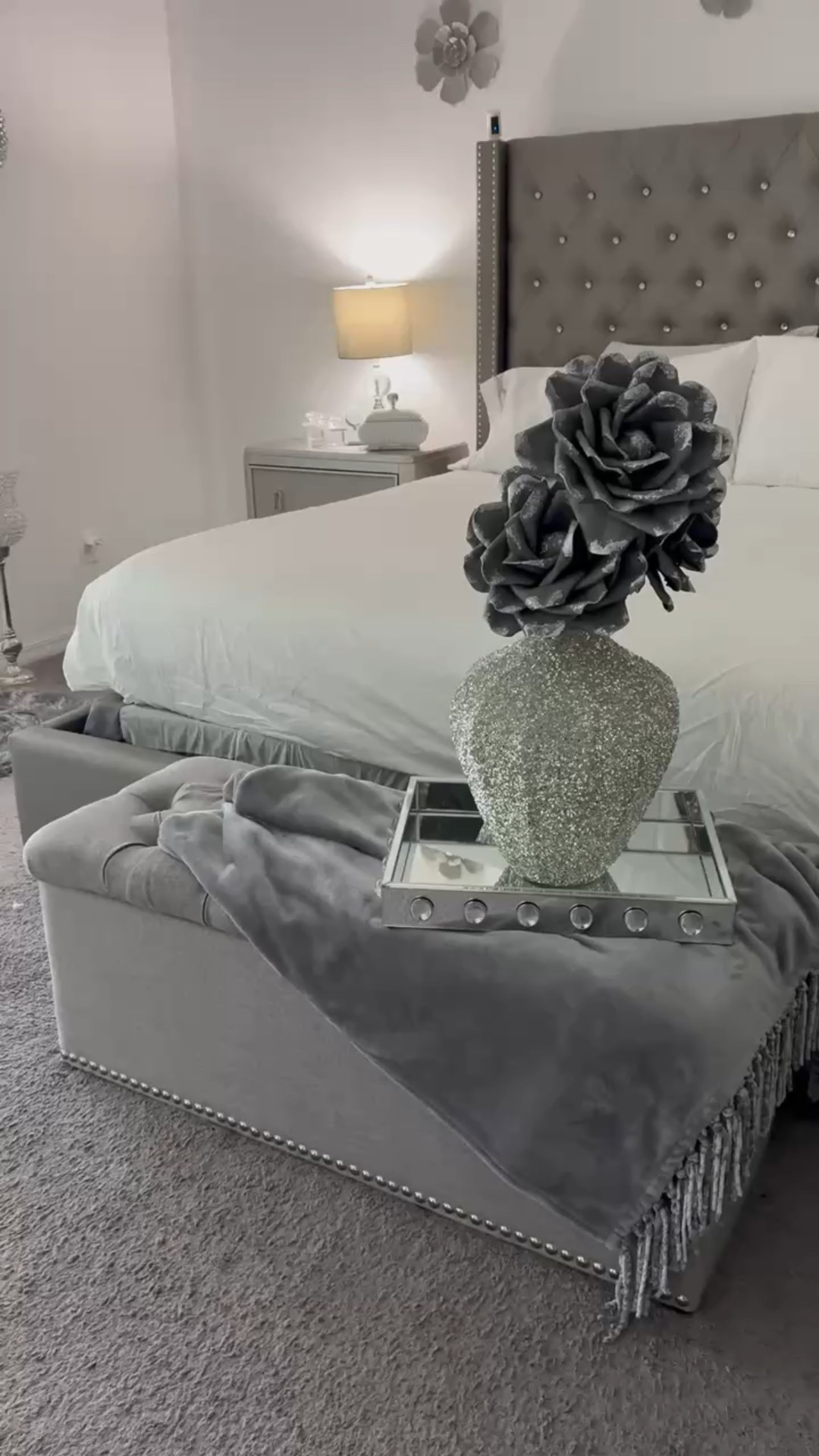 Luxurious 300 thread count sheet. To create your luxurious high end look shop it at my link➡️ https://www.croscill.com/products/signature-hem-300tc-cotton-sheet-set?utm_source=Influencer&utm_medium=IG&referral=gypsee_interior_decor

#LTKGiftGuide #LTKSeasonal #LTKSaleAlert