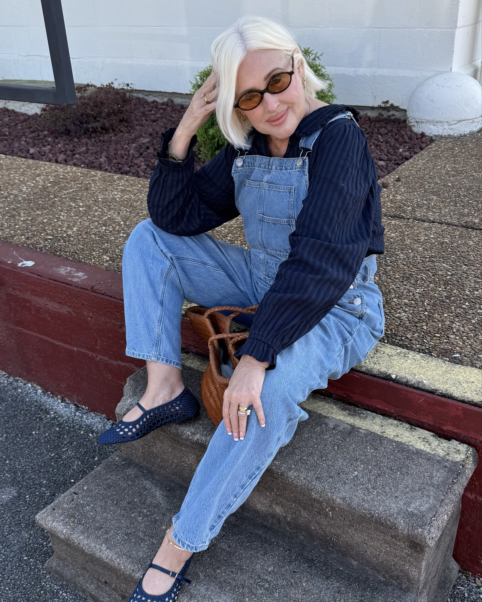 Are overalls in style? I’m not sure and I don’t care! I felt like wearing them today so that’s all that matters! I did make an outfit , a pulled together look with them . Matched my blouse from Quince to my ballet flats from Zara and added a great woven bag from Etsy to pull it all together. What do we think ?

#overalls #navyblue #cotton #quince #zara

#LTKFestival #LTKootd #LTKSaleAlert