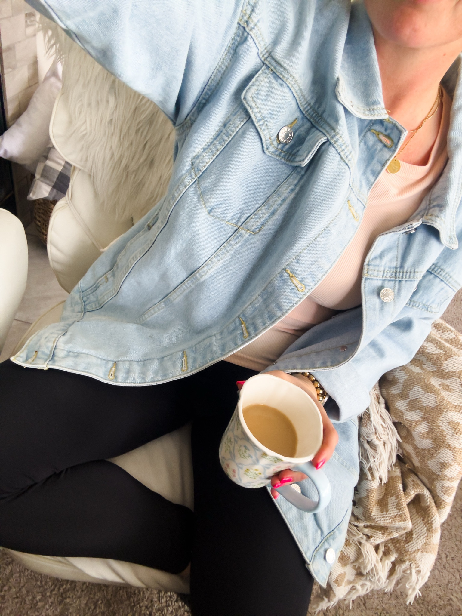 Casual spring leggings outfit from Amazon — oversized denim jacket, long sleeve fitted tee, and my fave everyday leggings 







Amazon outfits every outfit inspo, outfit ideas, casual outfits amazon, amazon outfits every day, spring outfits 2026, summer outfits

#LTKSaleAlert #LTKPetite #LTKootd