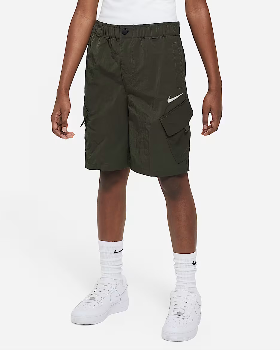 Big Kids' Woven Cargo Shorts | Nike (US)