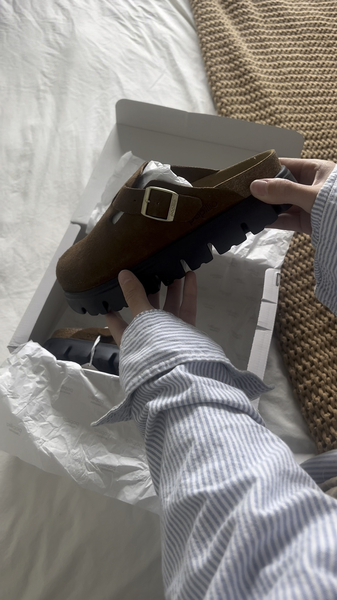 The cutest new fall shoe 🫶🏻

#LTKStyleTip #LTKSeasonal #LTKFallSale